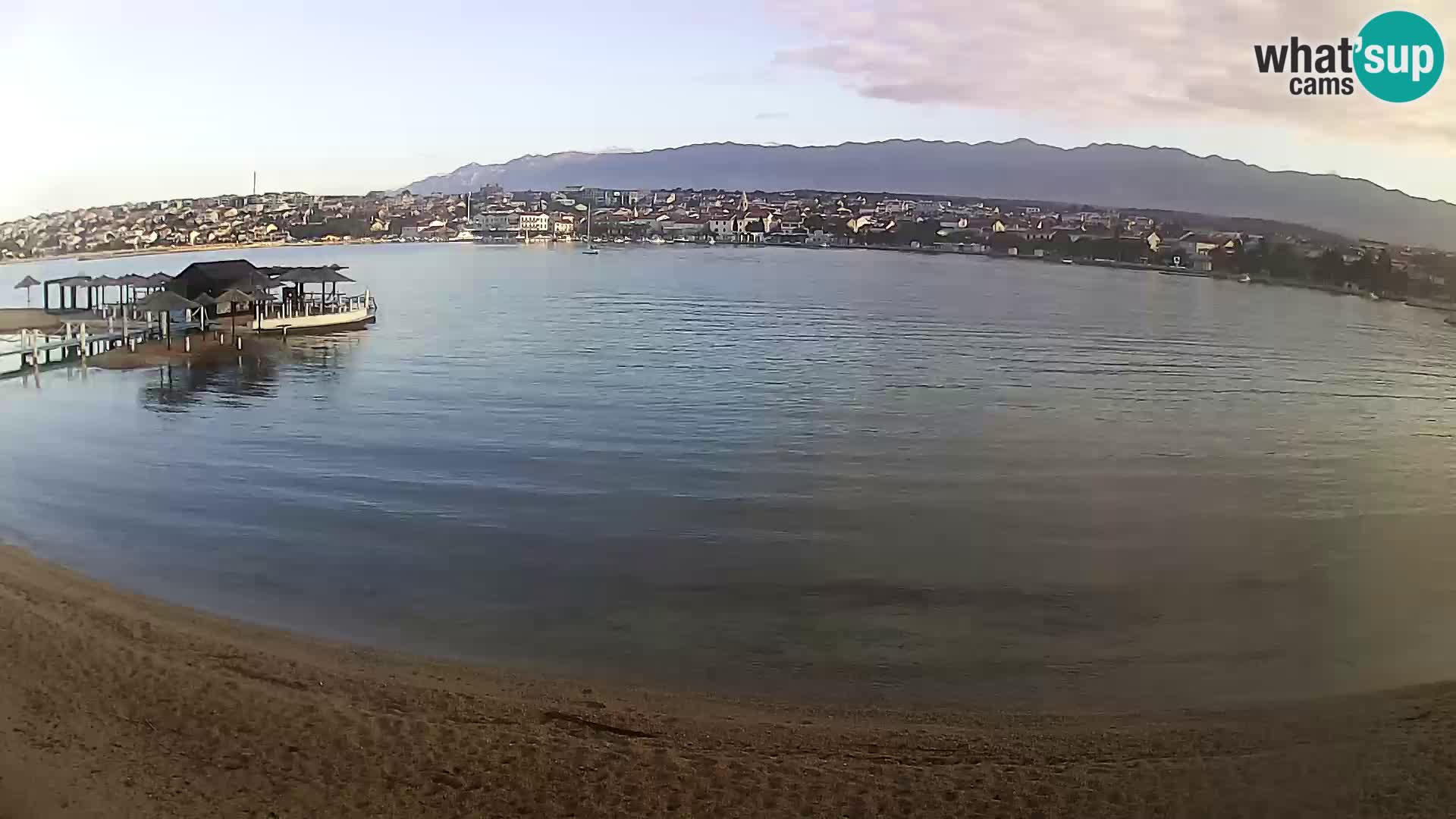 Novalja livecam – plage de la ville