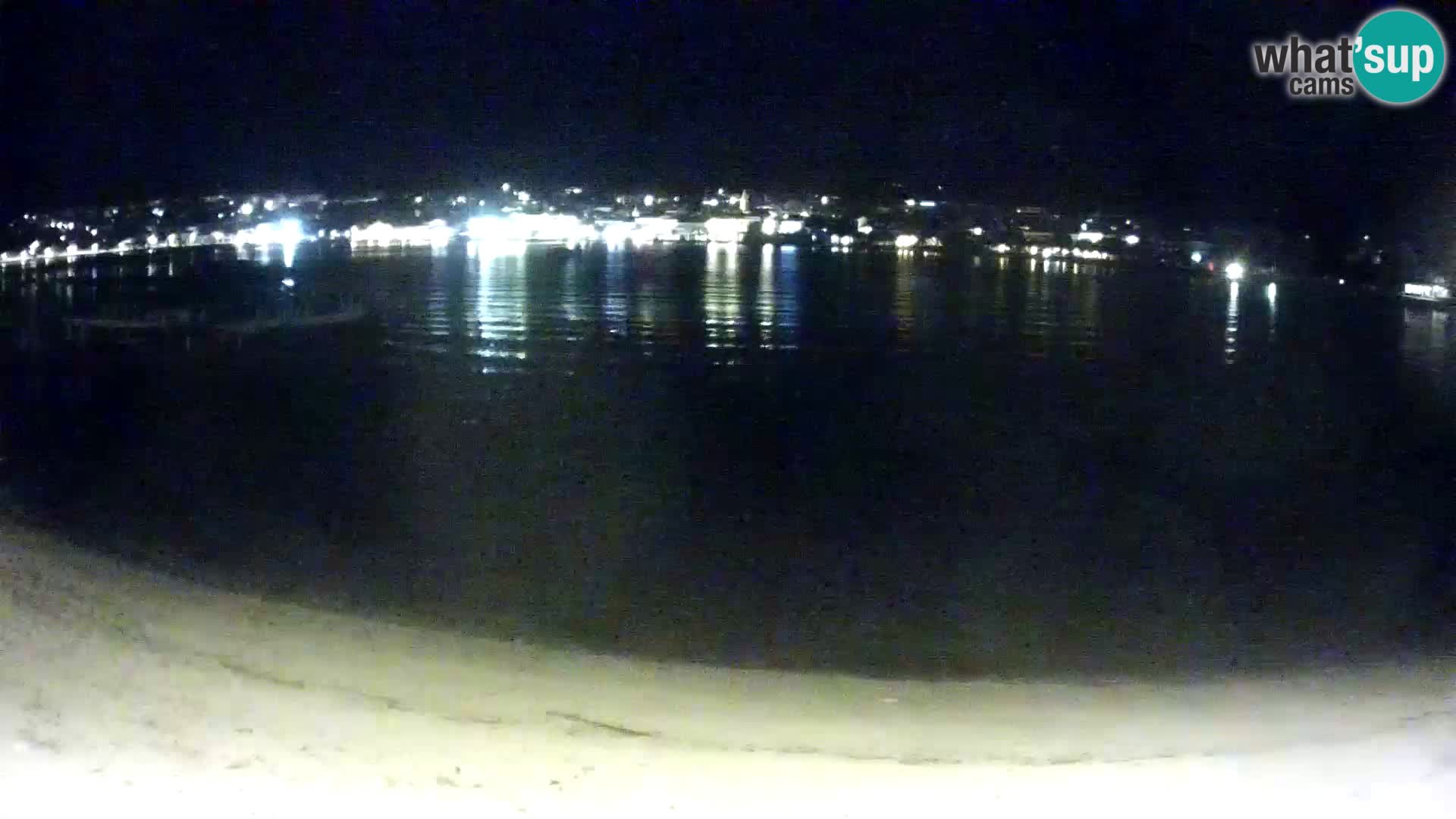 Novalja en vivo – playa de la ciudad