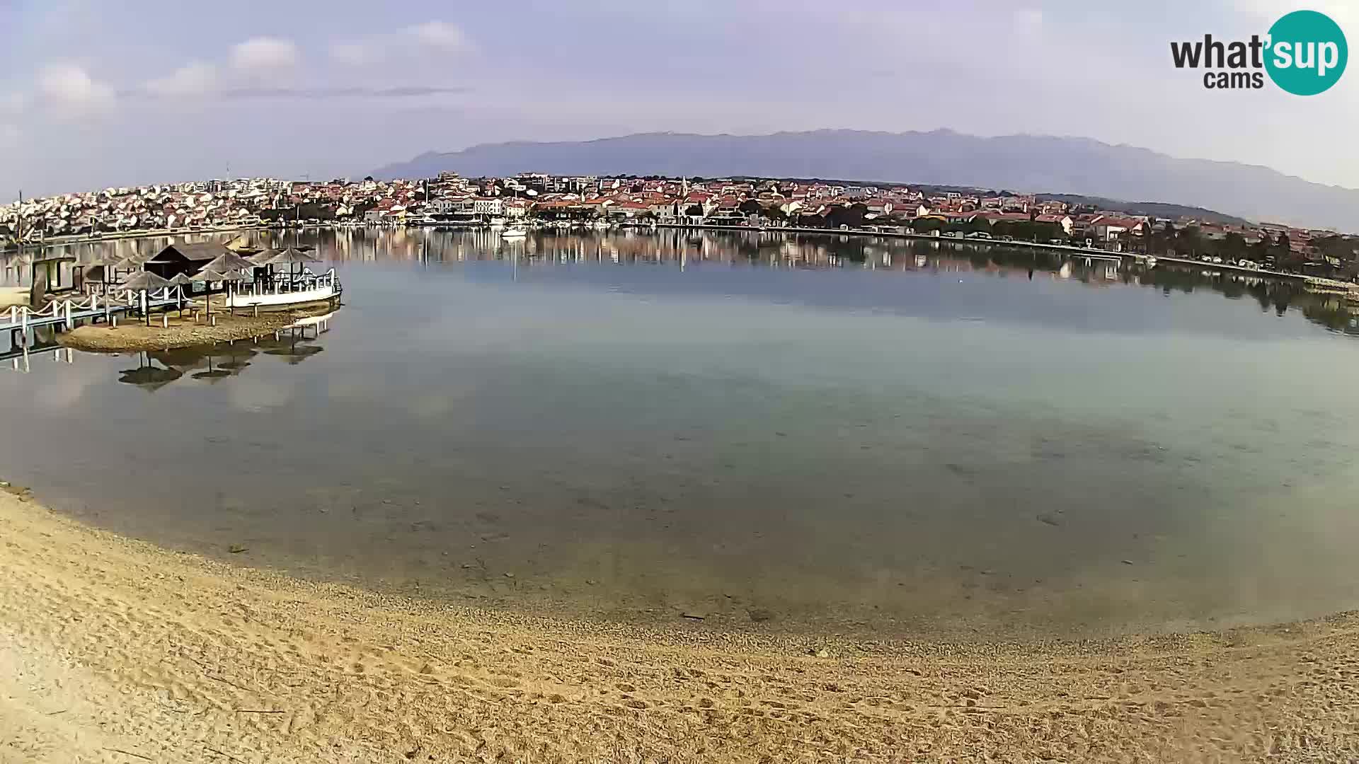 Novalja en vivo – playa de la ciudad
