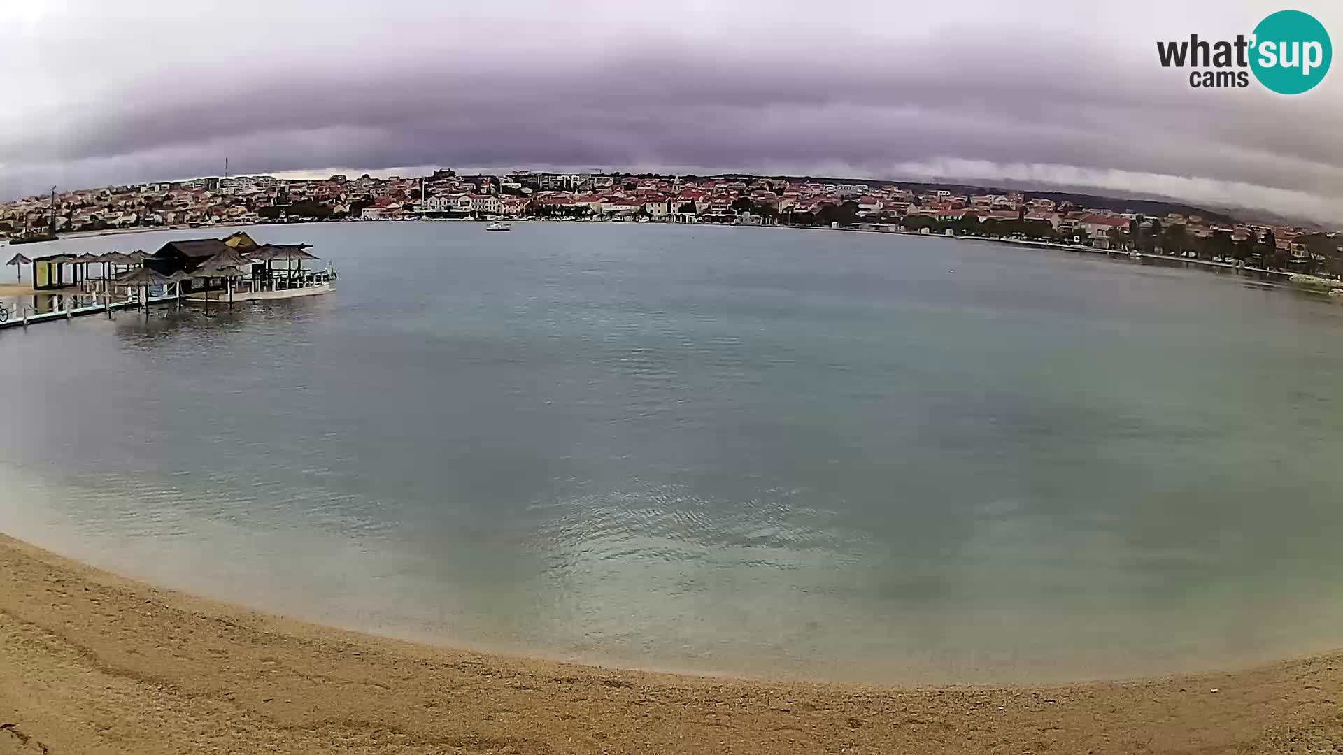 Novalja en vivo – playa de la ciudad