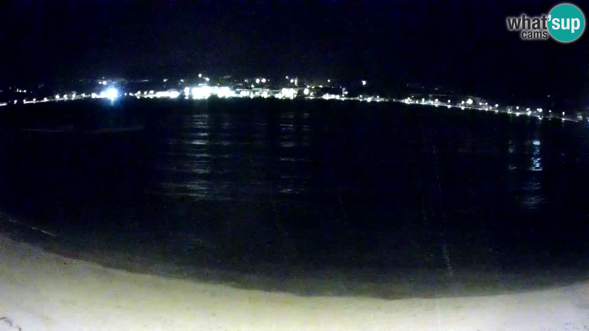 Novalja en vivo – playa de la ciudad