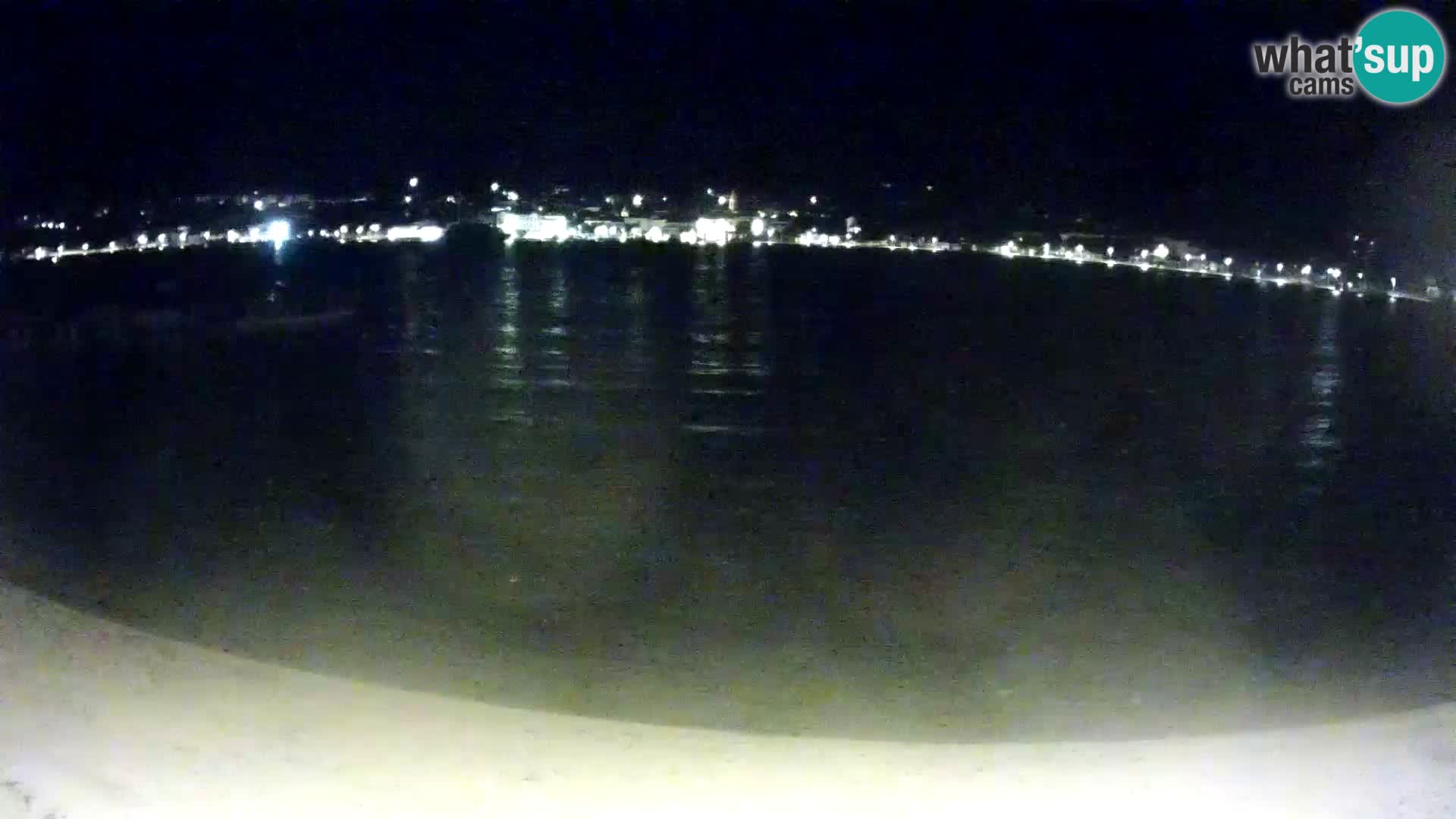 Novalja en vivo – playa de la ciudad