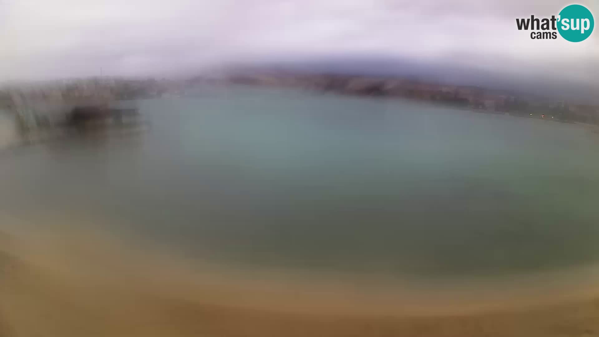 Novalja en vivo – playa de la ciudad