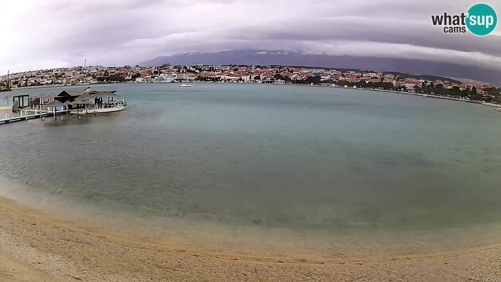 Novalja en vivo – playa de la ciudad