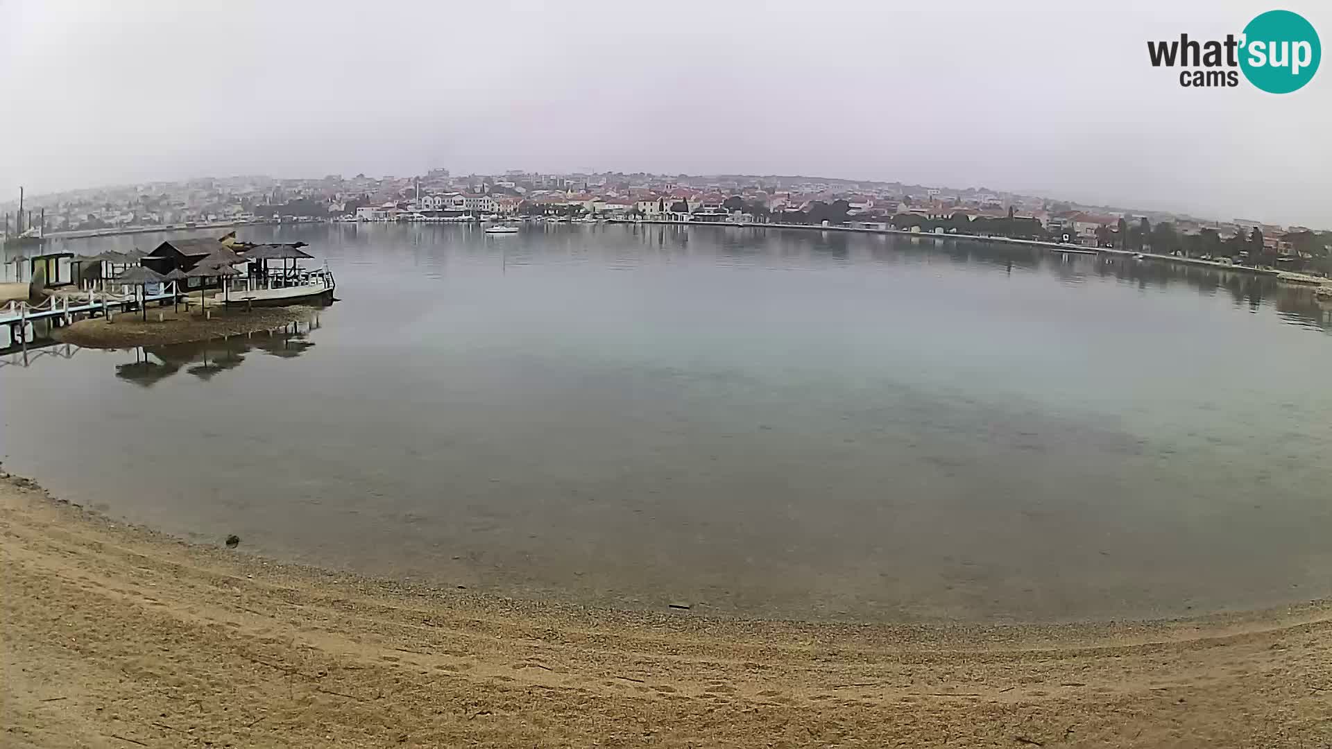 Novalja en vivo – playa de la ciudad