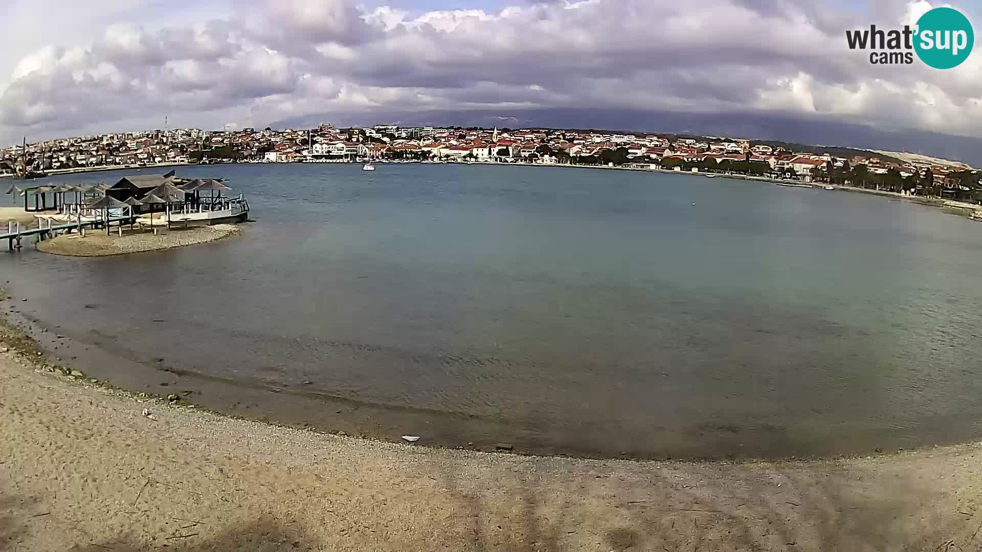 Novalja en vivo – playa de la ciudad