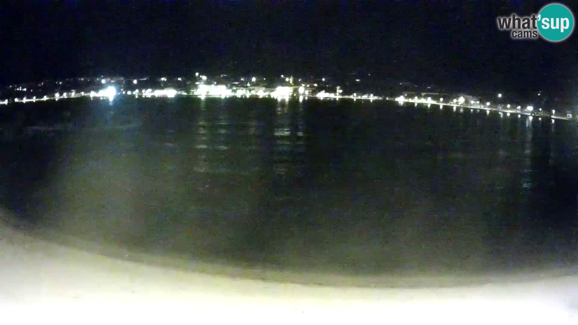 Novalja en vivo – playa de la ciudad