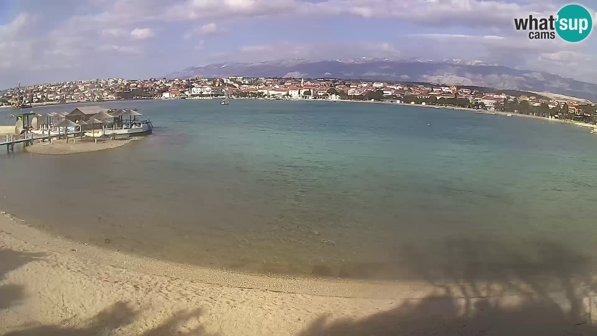 Novalja en vivo – playa de la ciudad