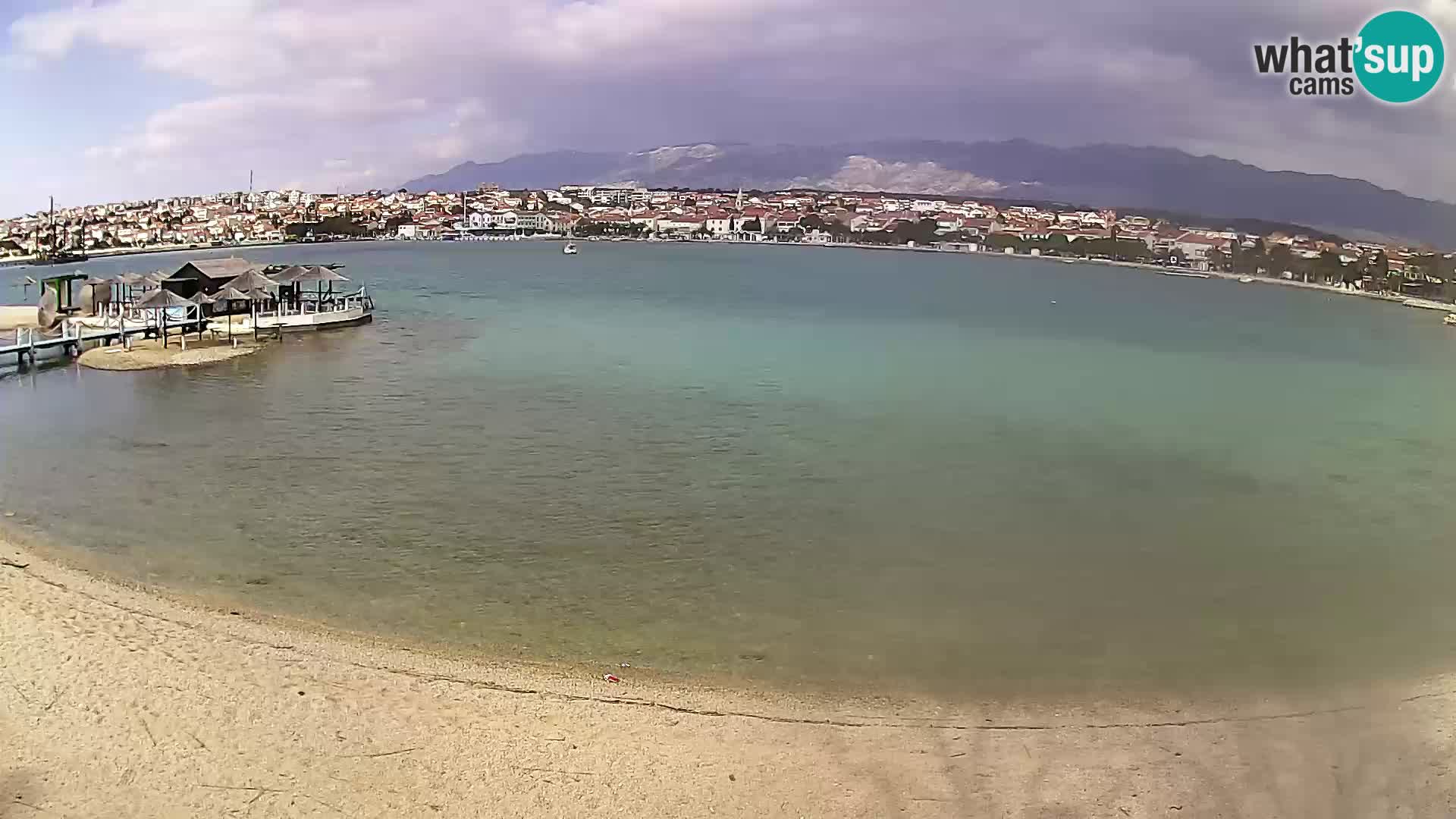 Novalja en vivo – playa de la ciudad