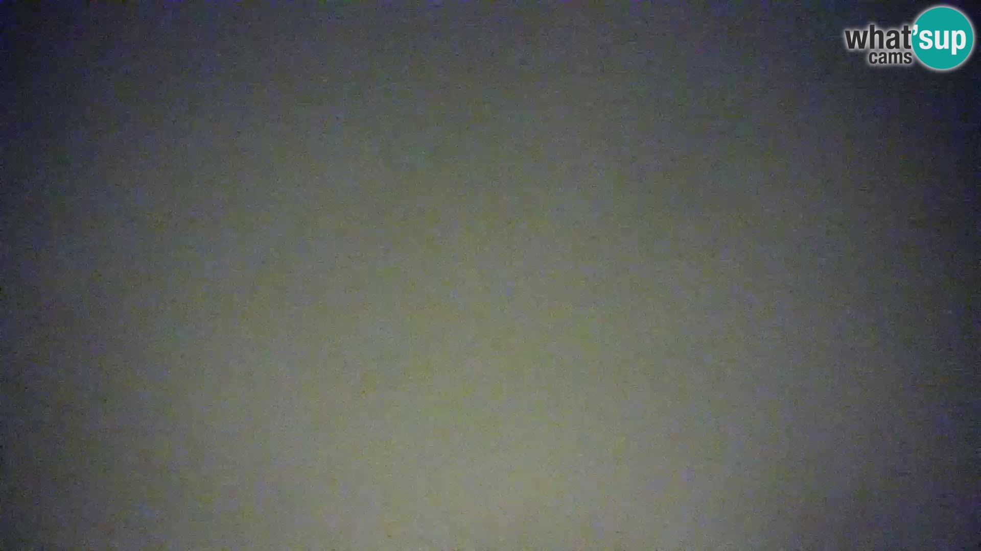 Novalja en vivo – playa de la ciudad