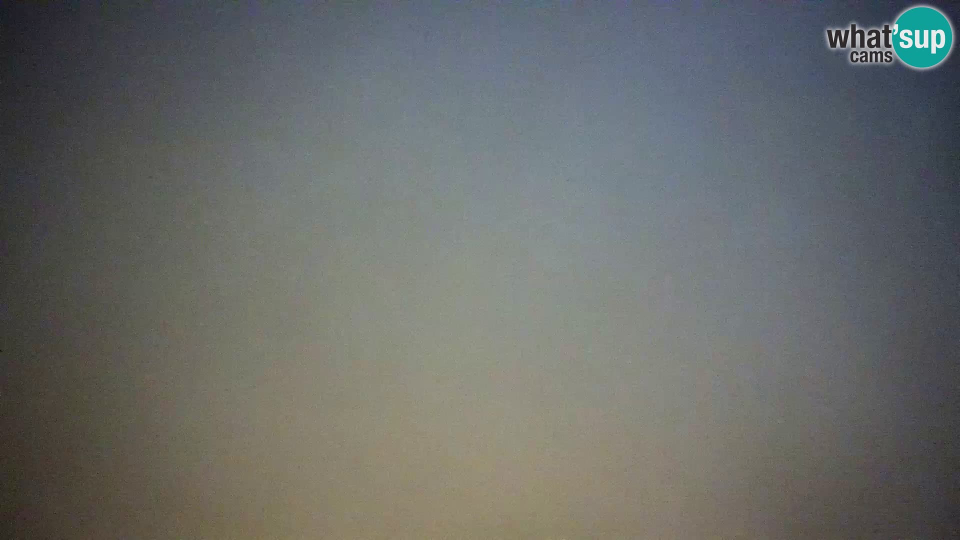 Novalja en vivo – playa de la ciudad