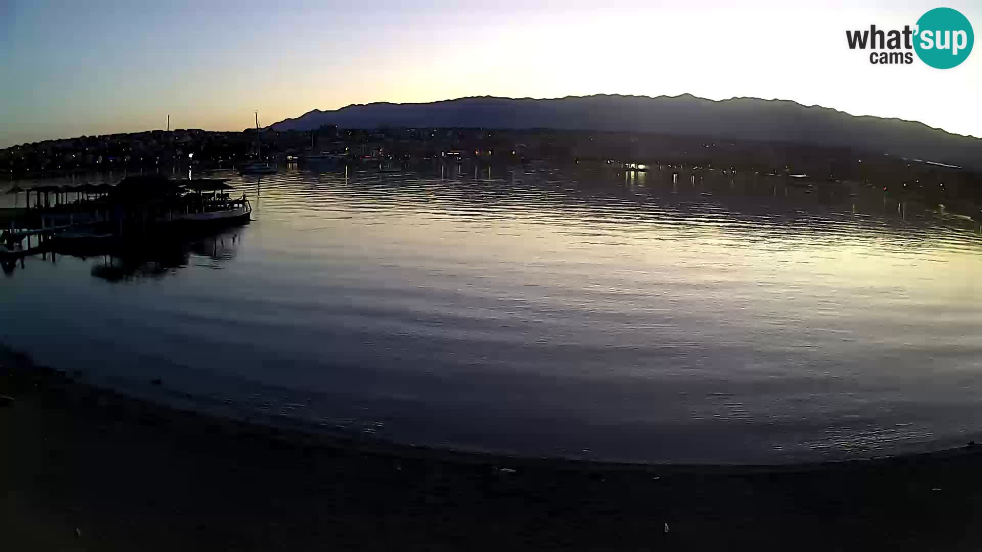 Live webcam Novalja – The Town beach