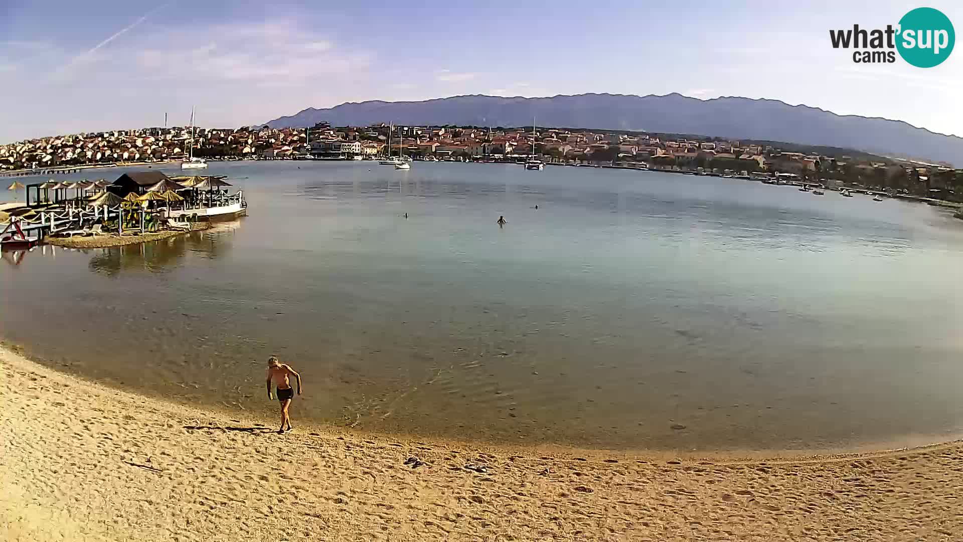 Novalja en vivo – playa de la ciudad
