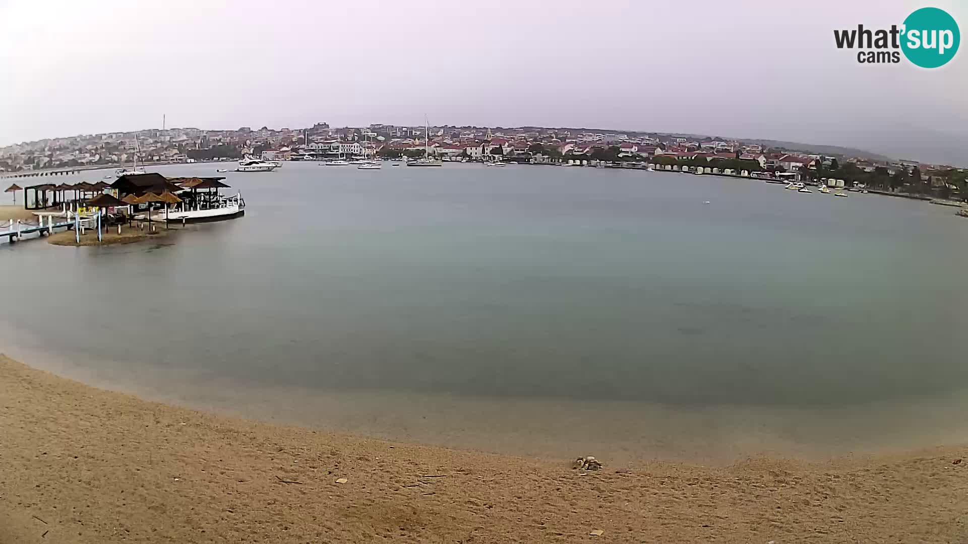 Novalja livecam – plage de la ville
