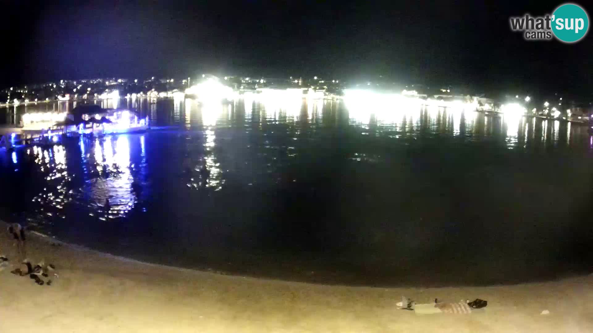 Novalja en vivo – playa de la ciudad