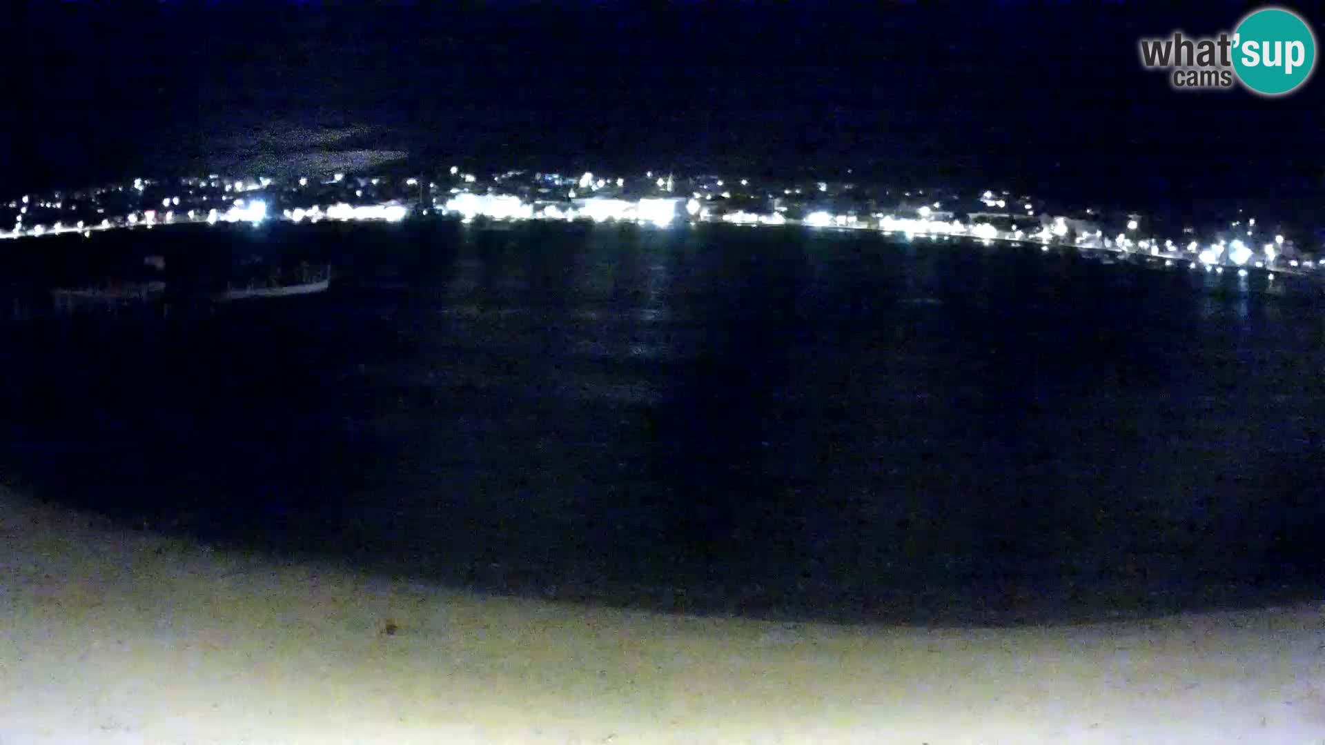 Novalja en vivo – playa de la ciudad