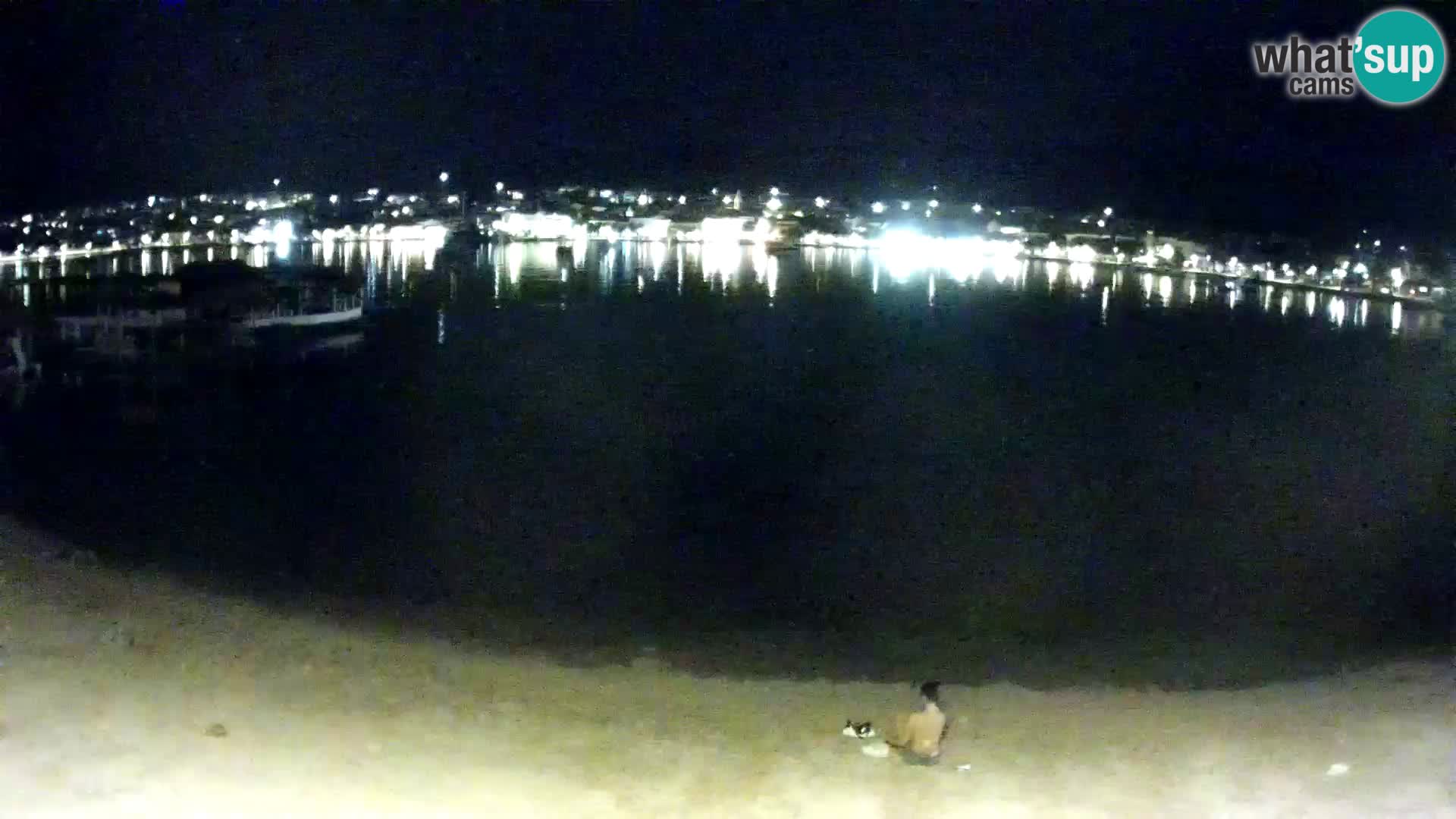 Novalja en vivo – playa de la ciudad