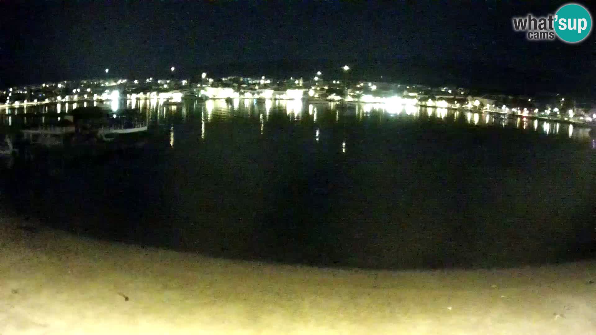 Novalja en vivo – playa de la ciudad