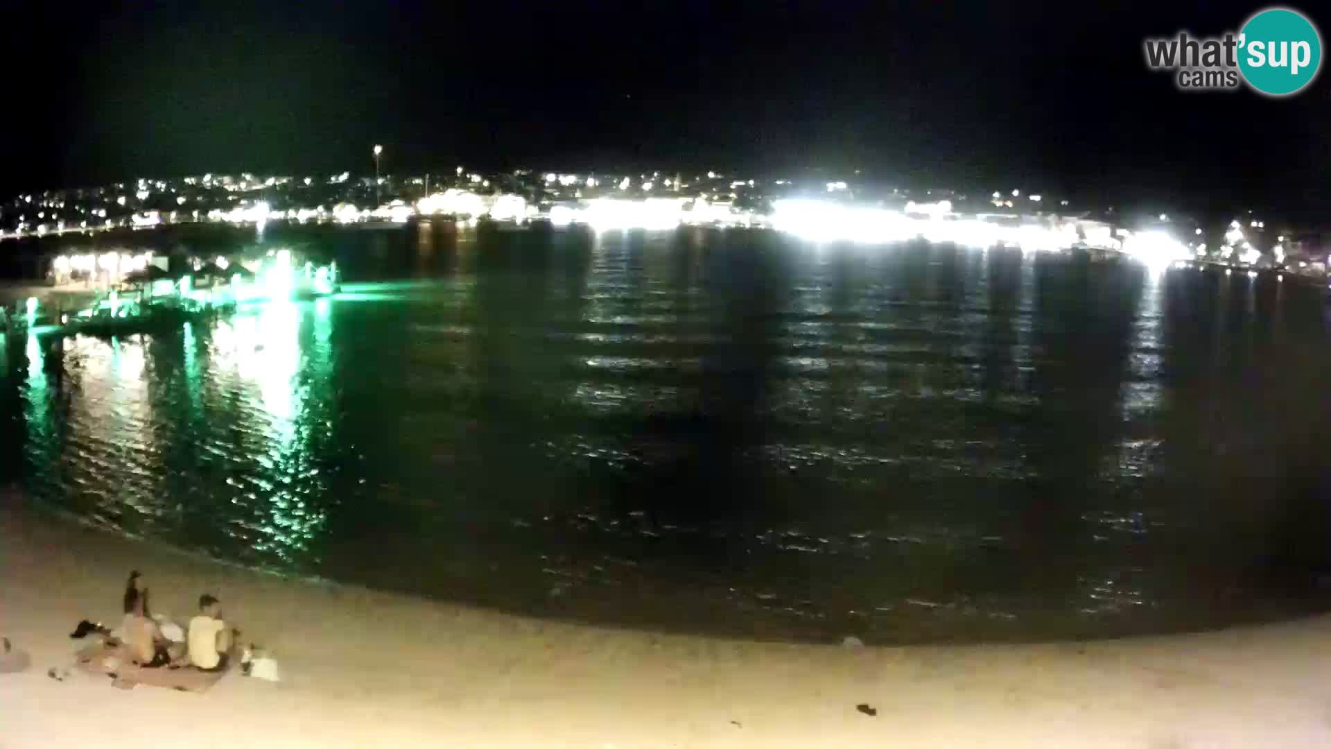 Novalja en vivo – playa de la ciudad