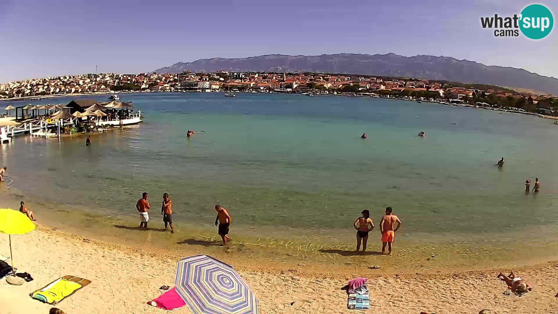 Novalja en vivo – playa de la ciudad
