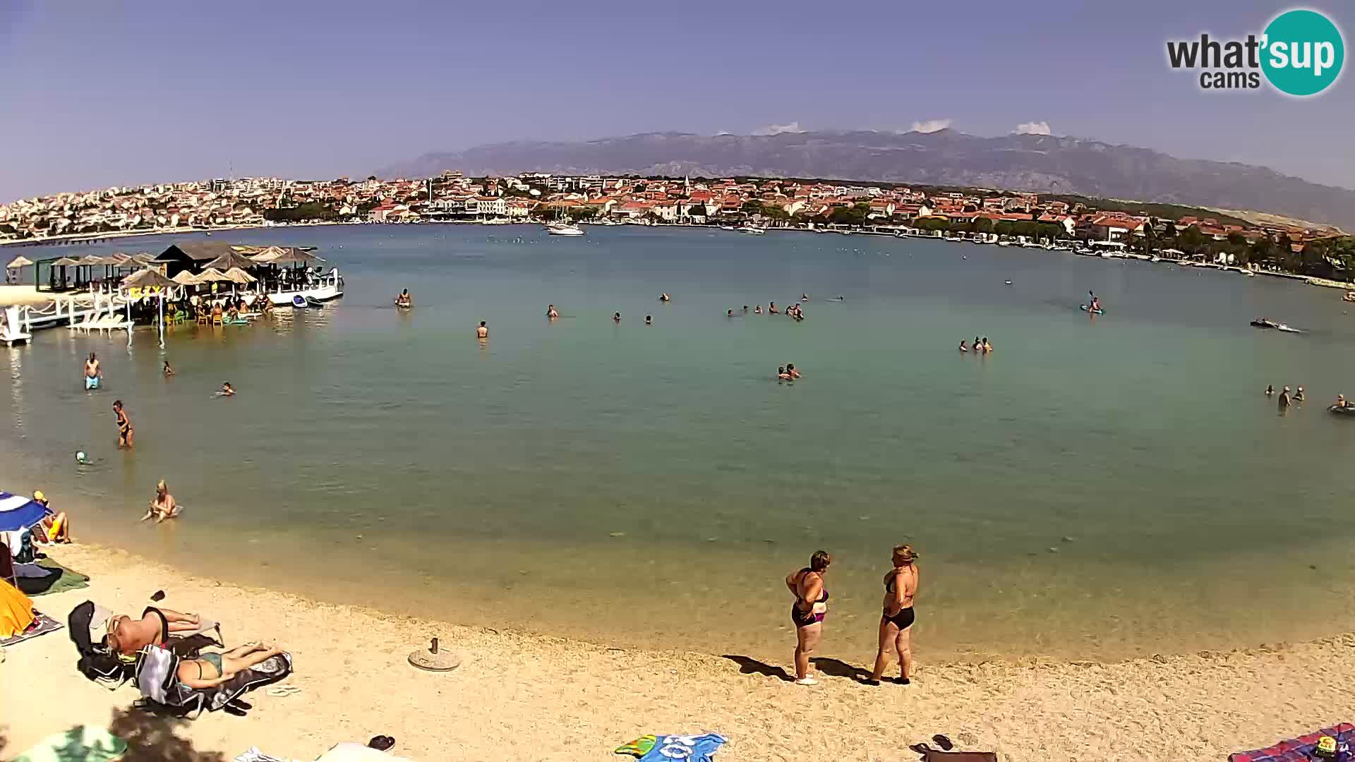 Novalja en vivo – playa de la ciudad