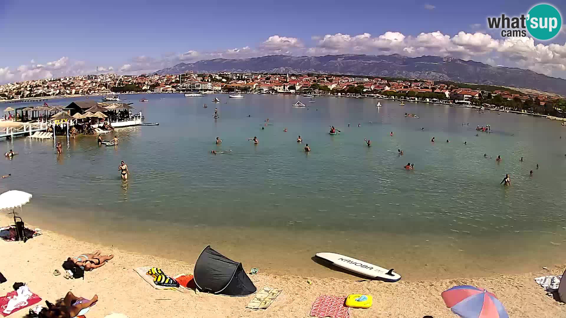 Novalja en vivo – playa de la ciudad