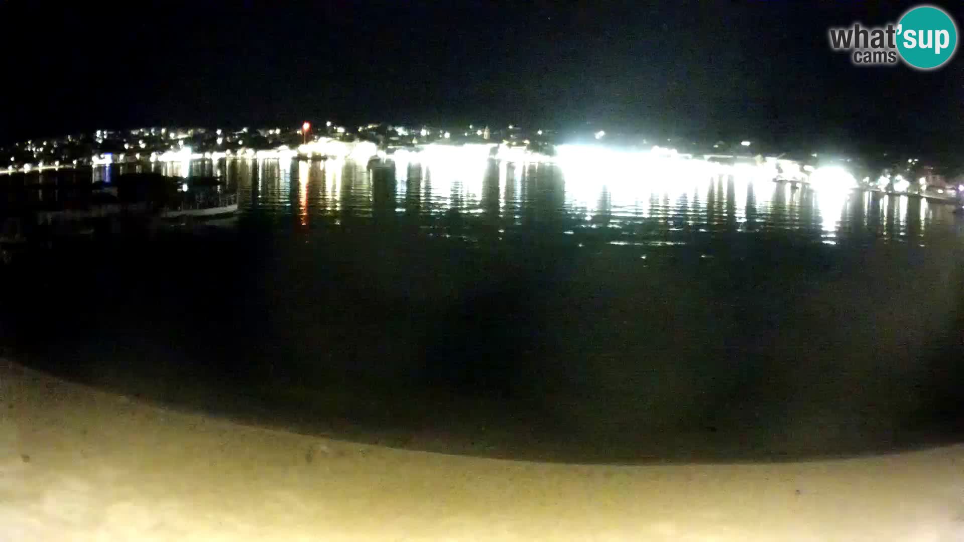 Novalja en vivo – playa de la ciudad