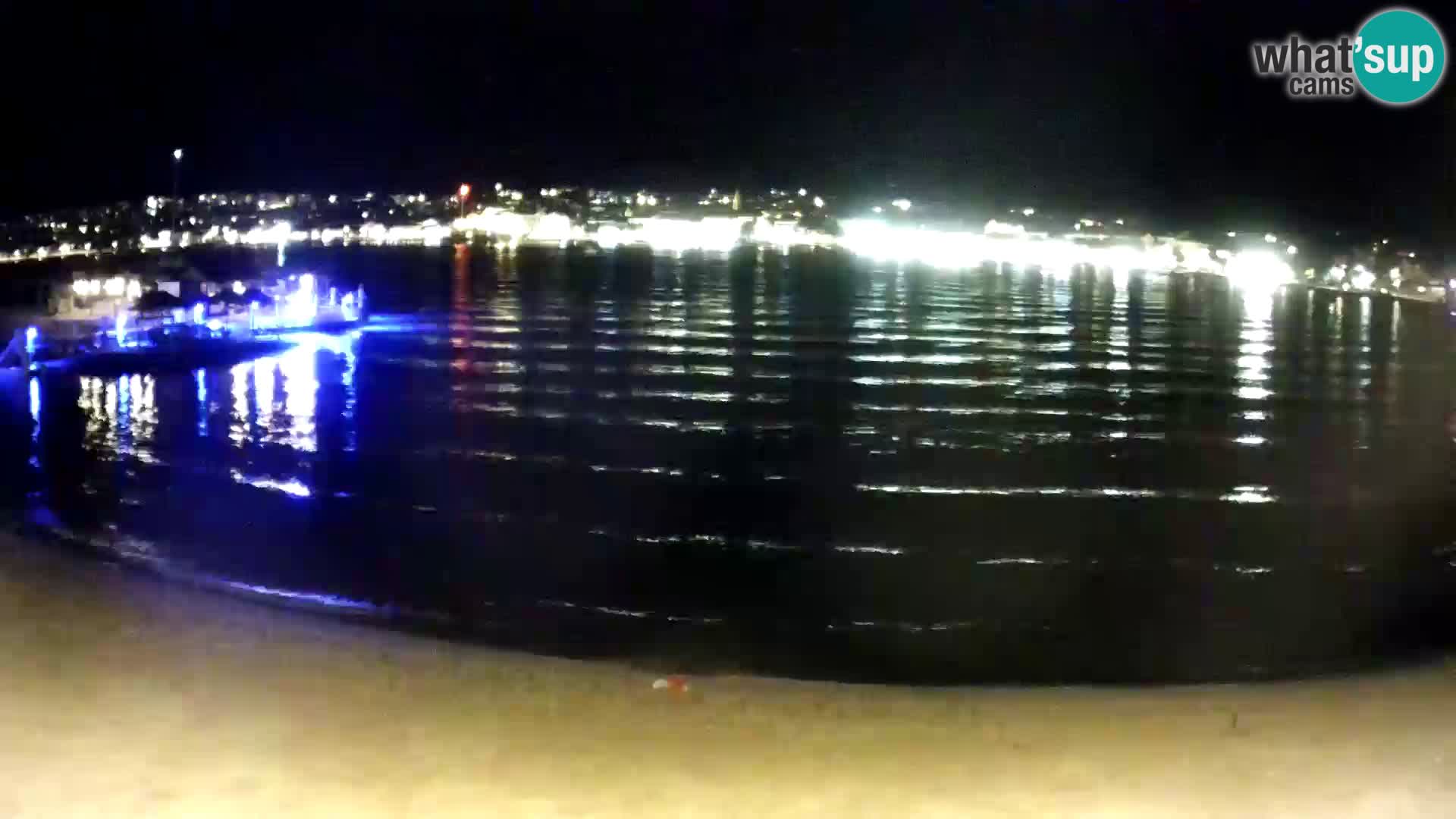 Novalja en vivo – playa de la ciudad