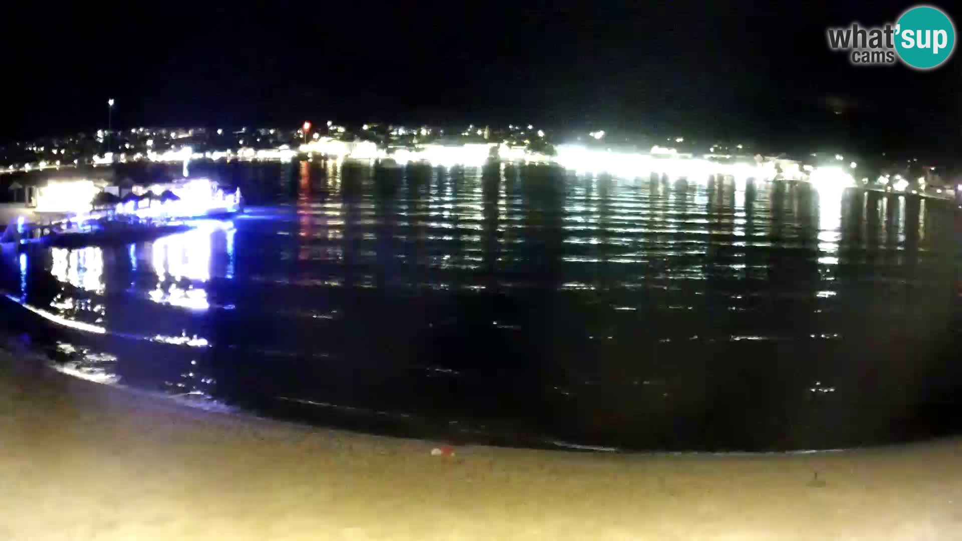 Novalja en vivo – playa de la ciudad