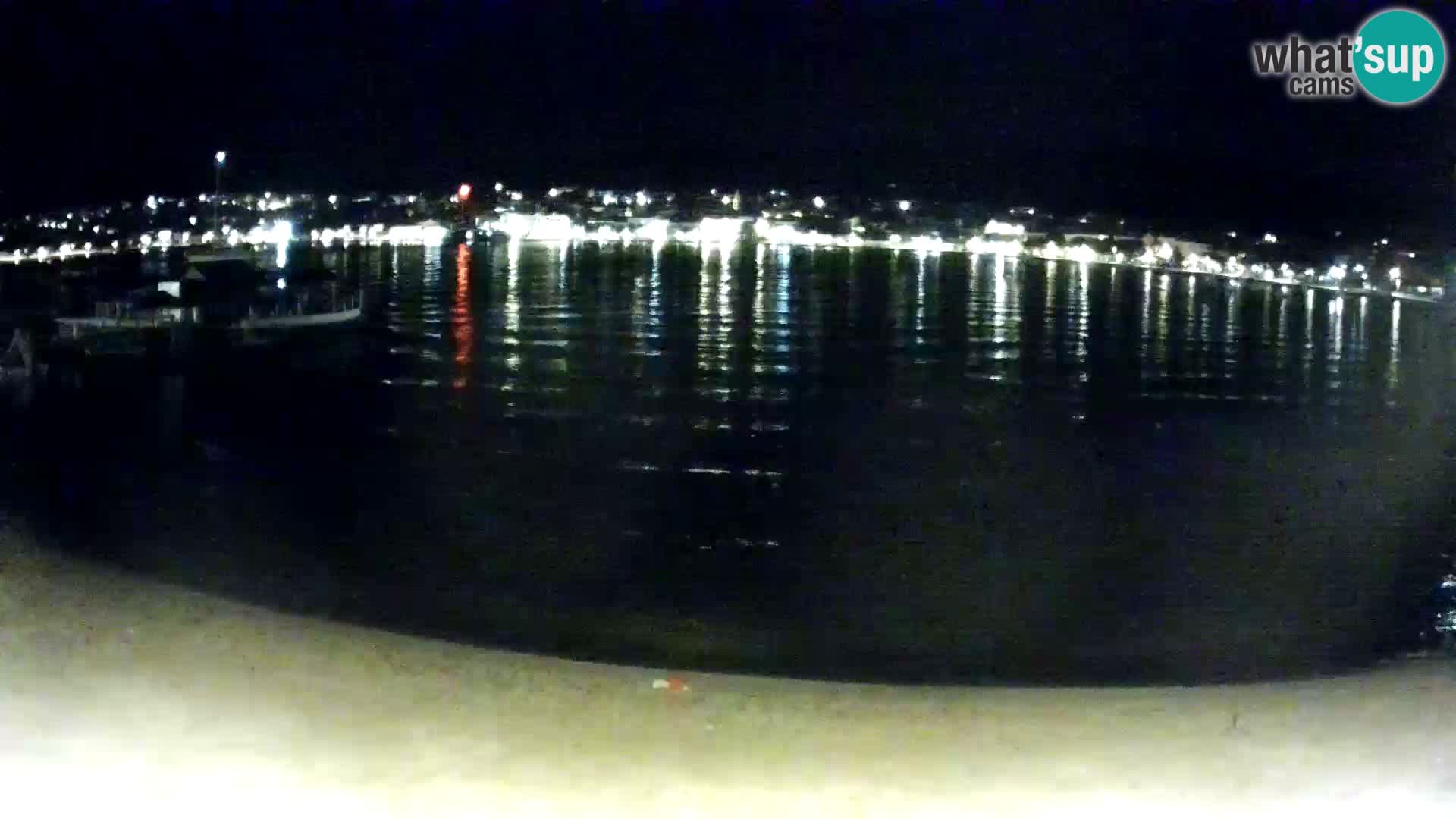 Novalja en vivo – playa de la ciudad