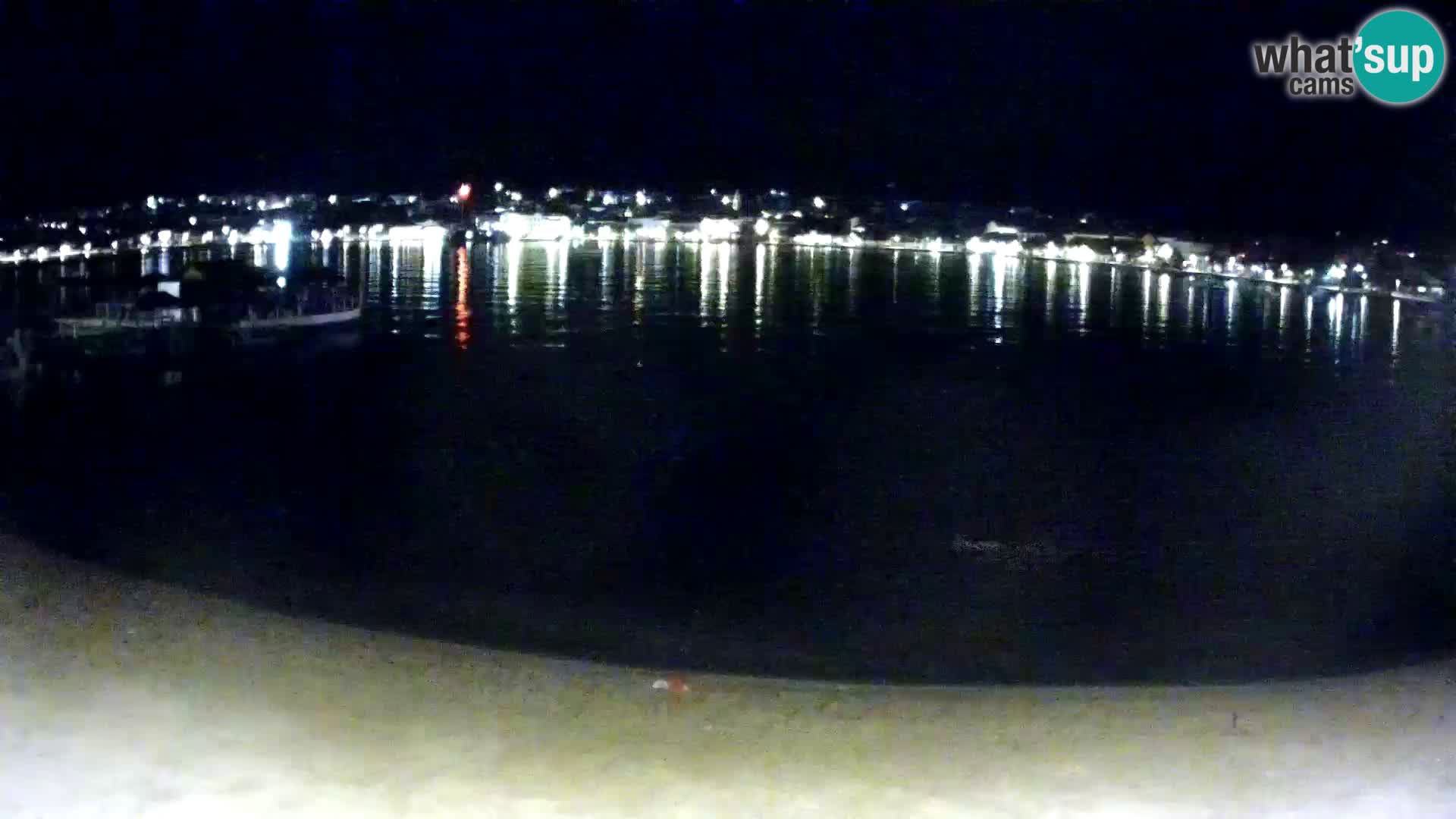Novalja en vivo – playa de la ciudad