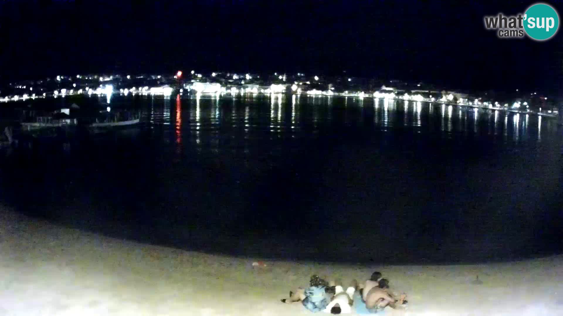 Novalja en vivo – playa de la ciudad