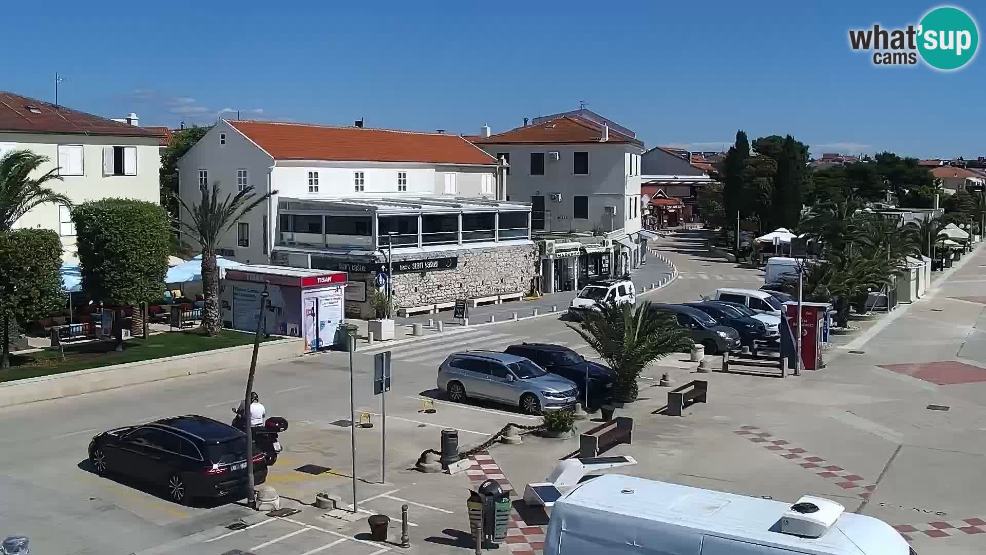 Webcam Novalja seaside promenade
