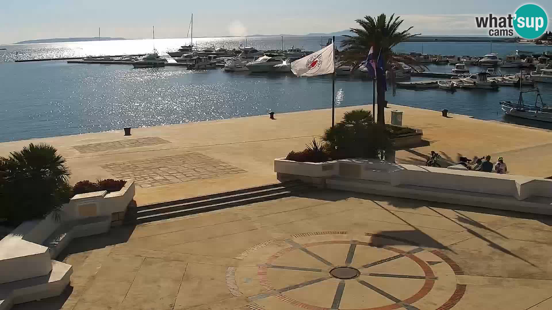 Webcam Novalja seaside promenade