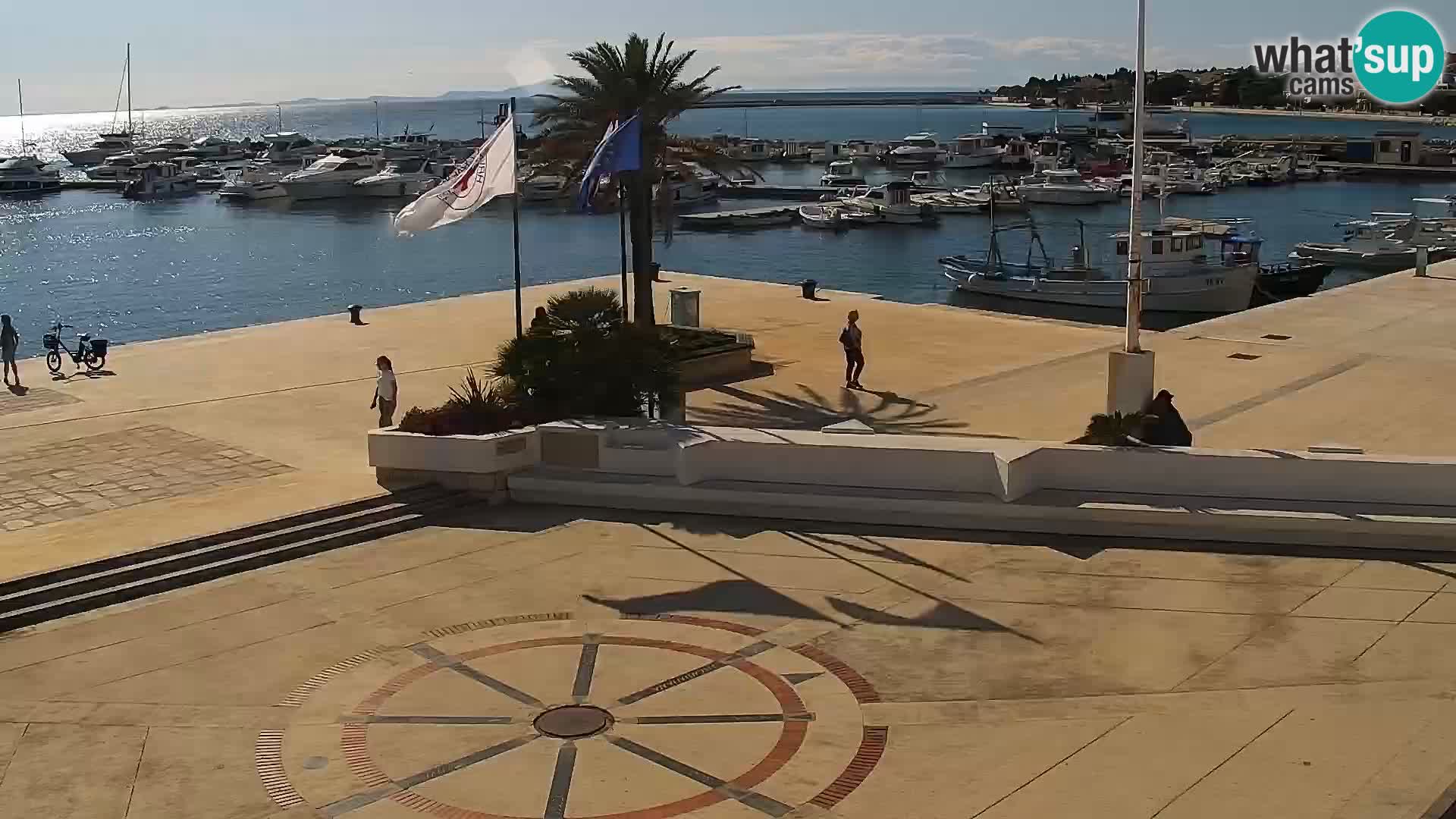 Webcam Novalja seaside promenade