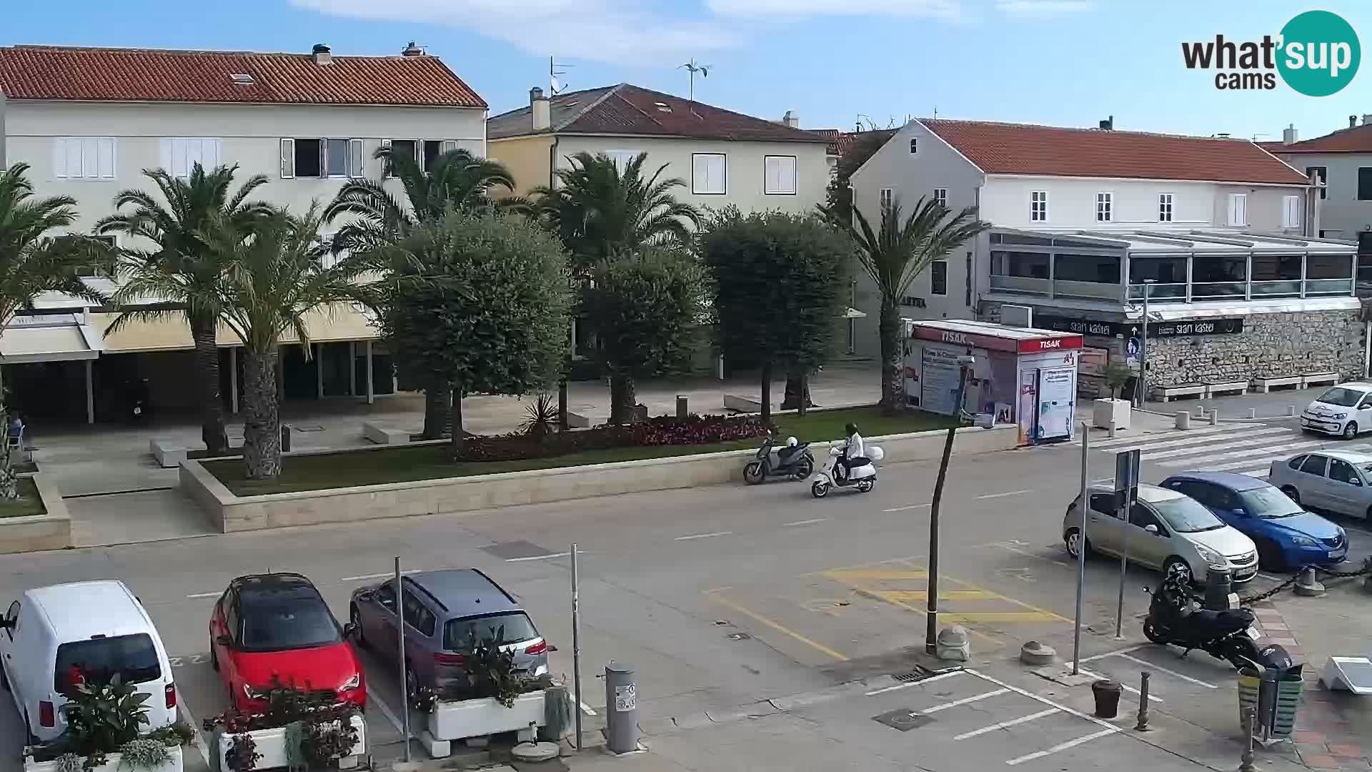 Webcam Novalja seaside promenade