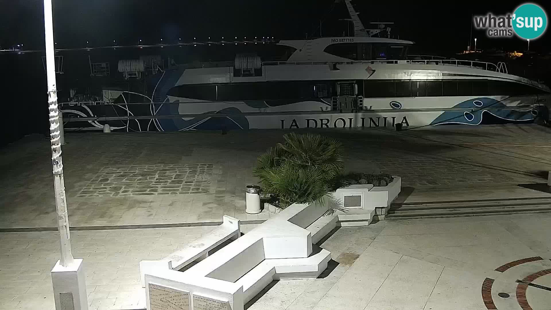 Livecam Promenade a Novalja