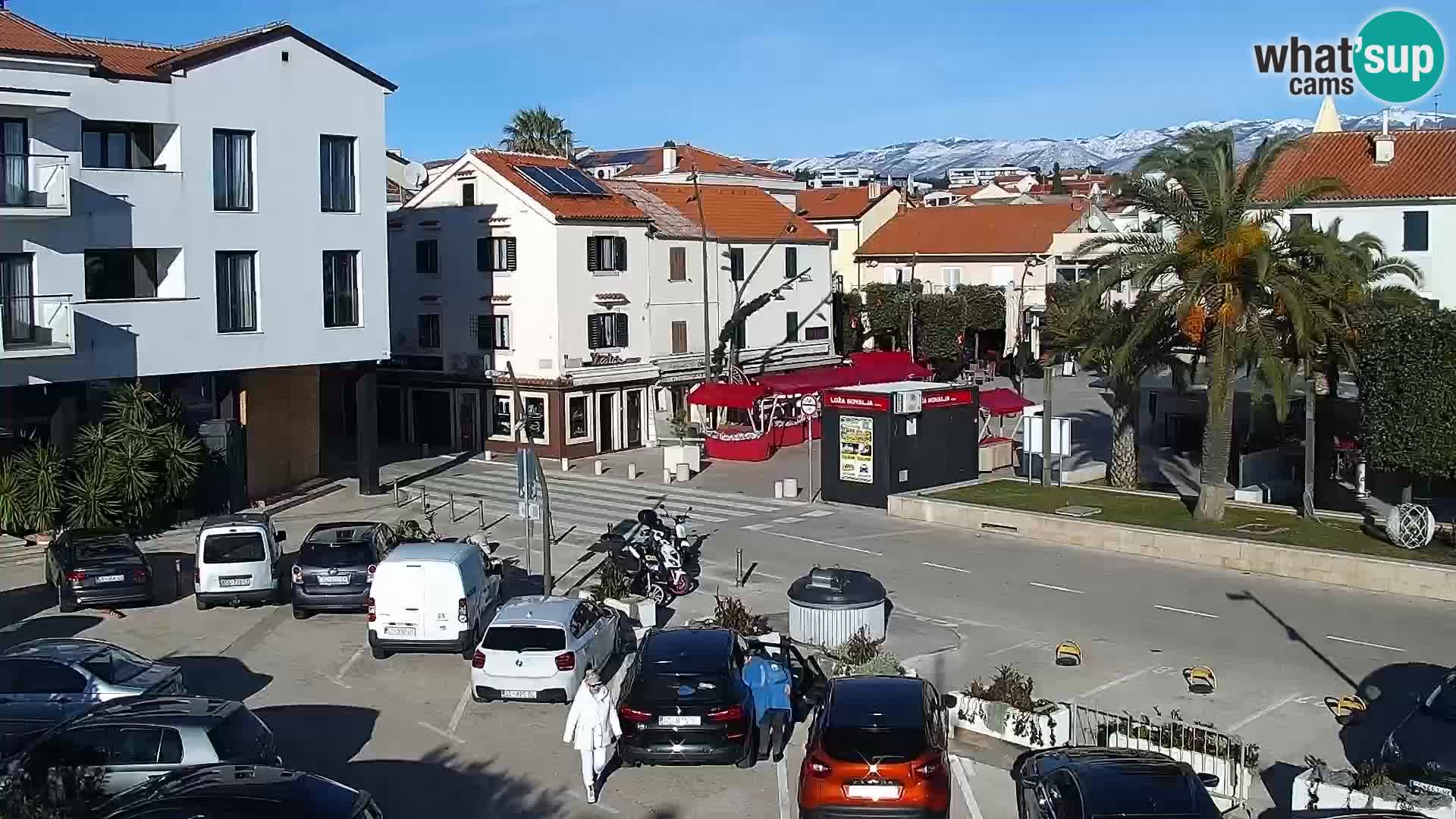 Webcam Novalja seaside promenade