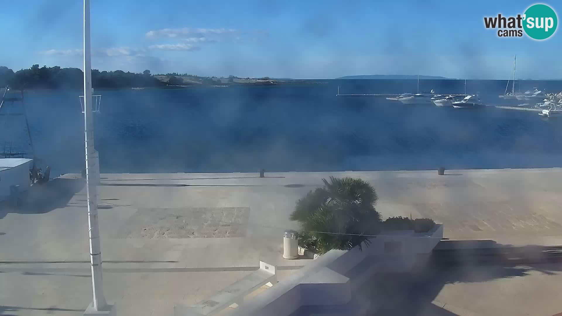 Webcam Novalja seaside promenade