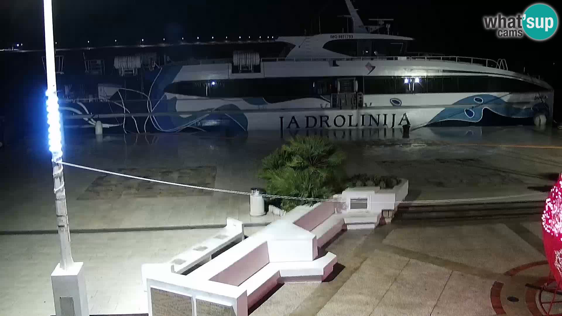 Livecam Promenade a Novalja