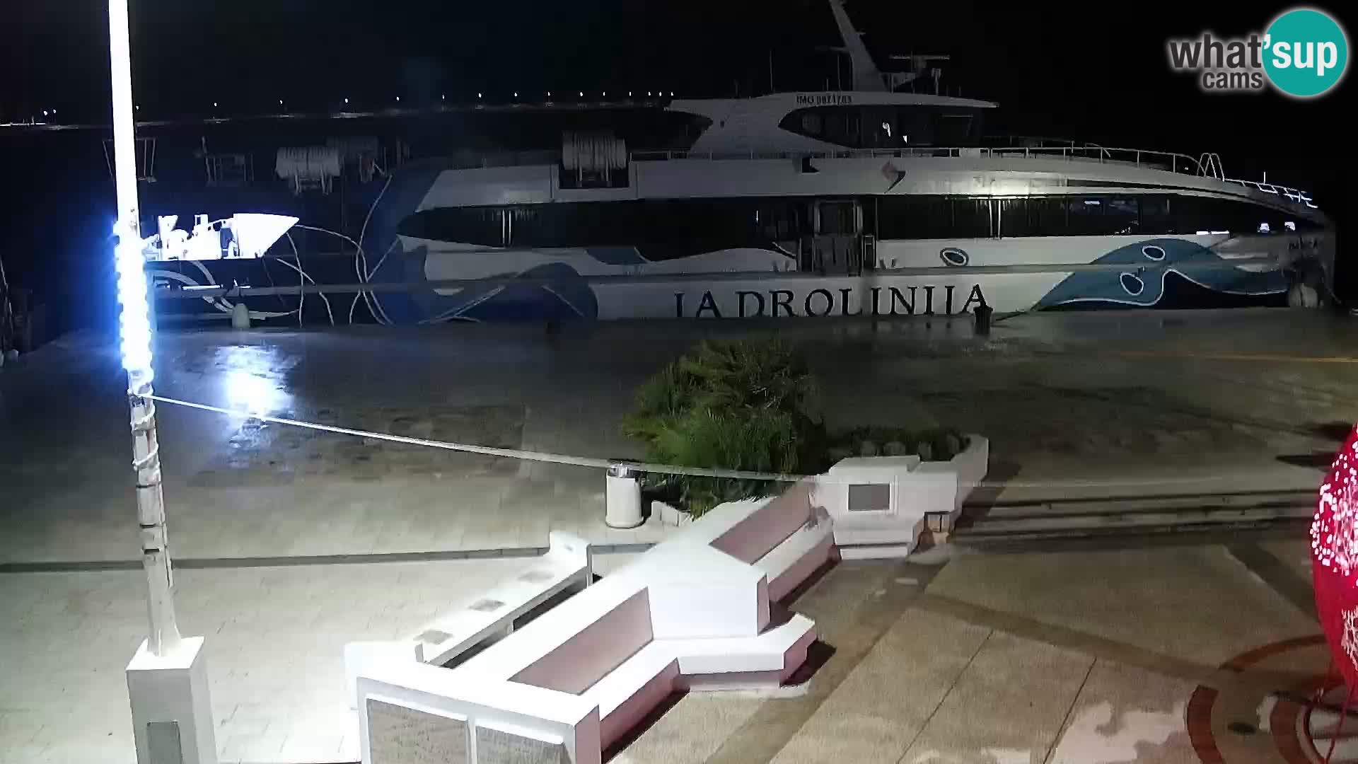 Livecam Promenade a Novalja