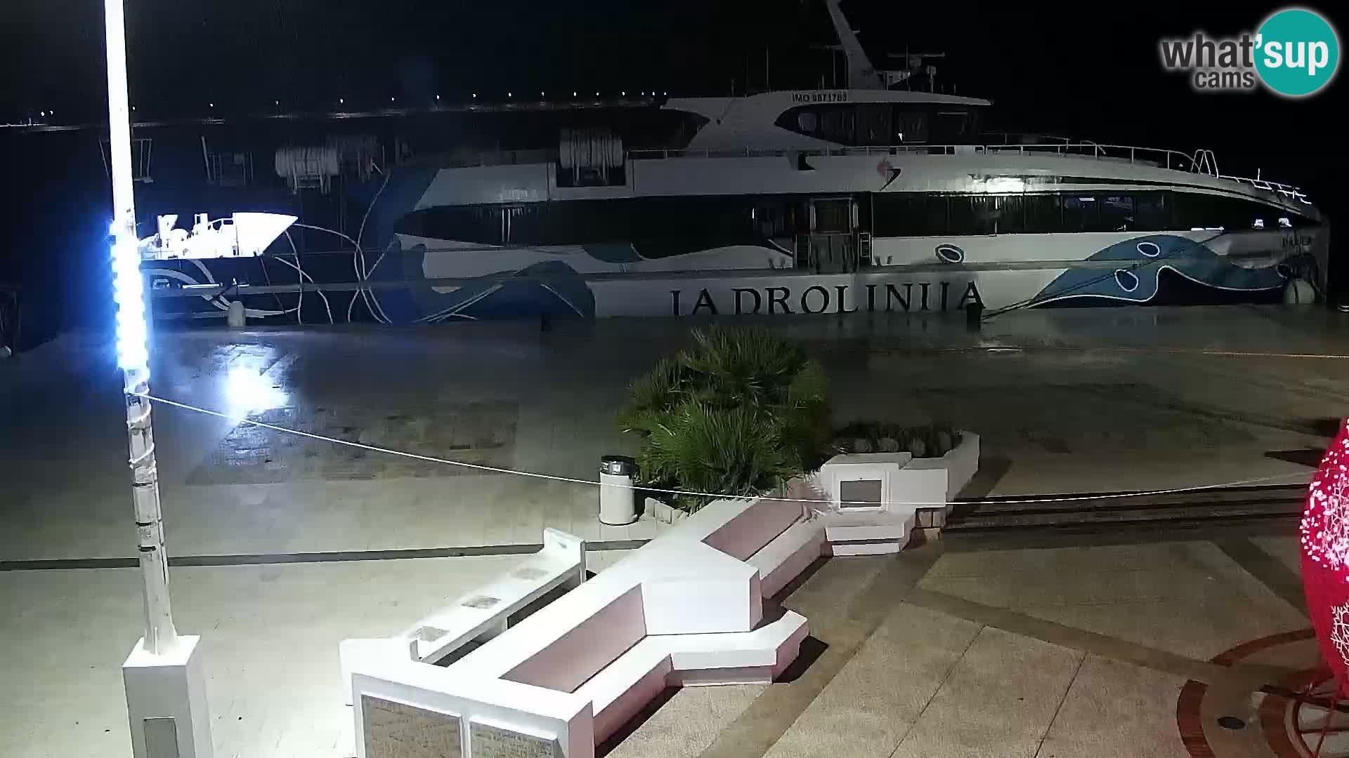 Livecam Promenade a Novalja