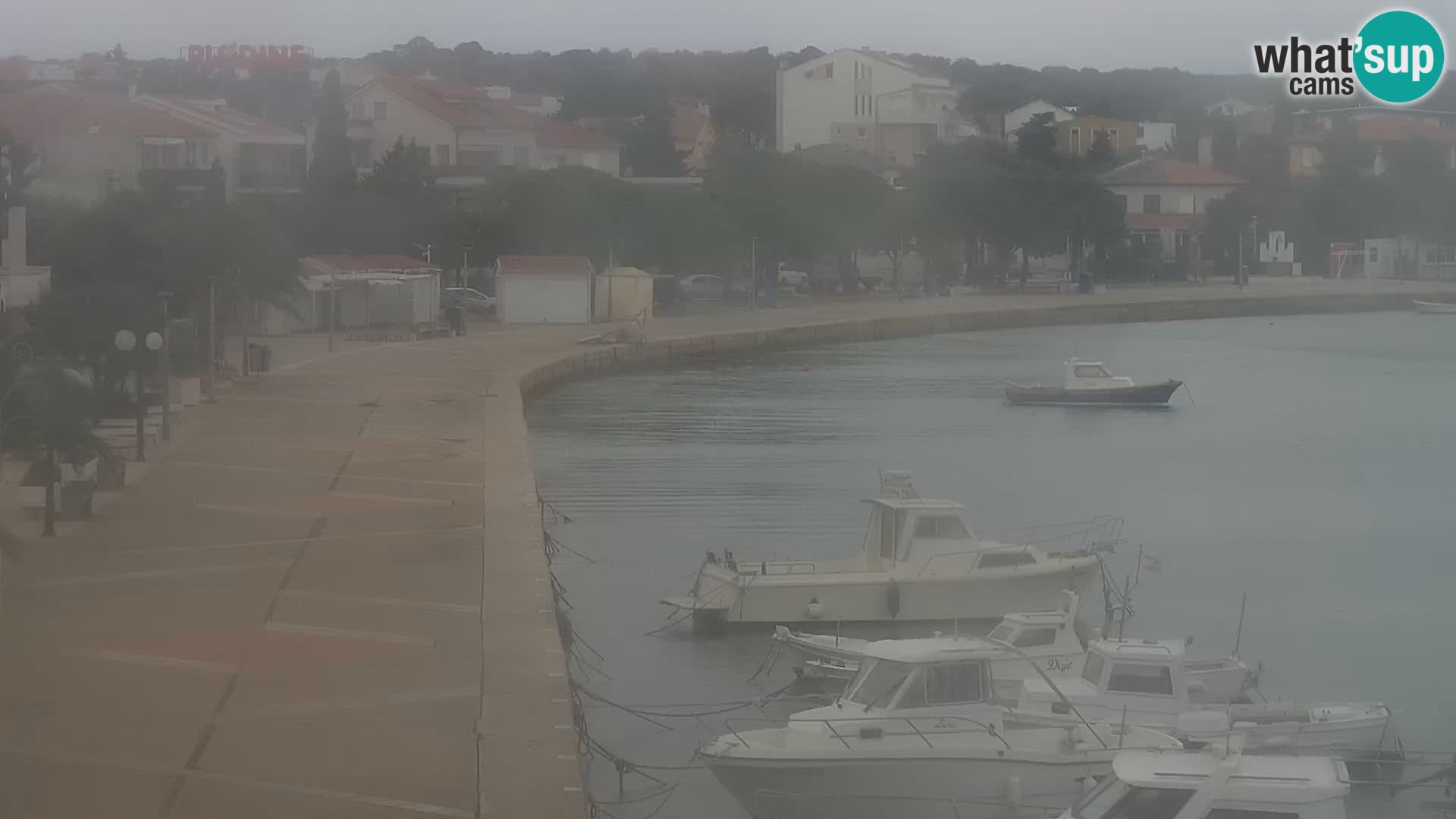 Webcam Novalja seaside promenade