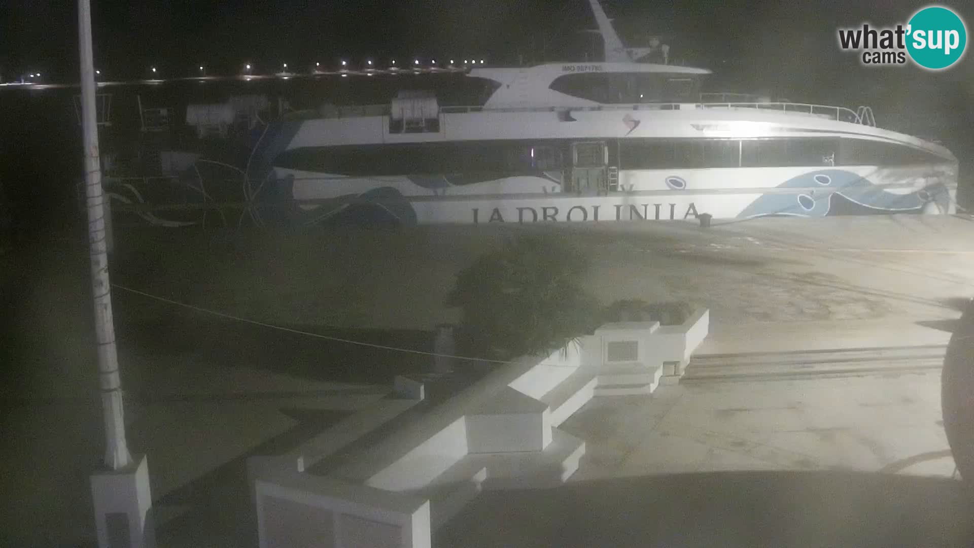 Webcam Novalja seaside promenade