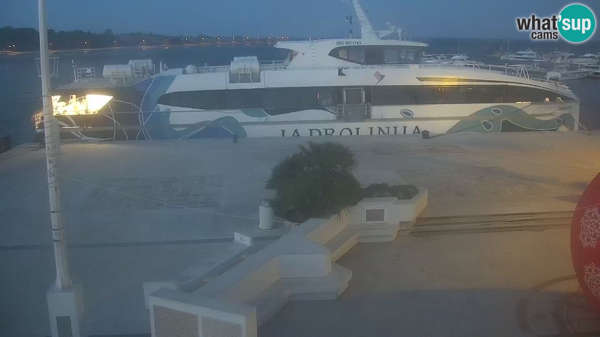 Livecam Promenade a Novalja