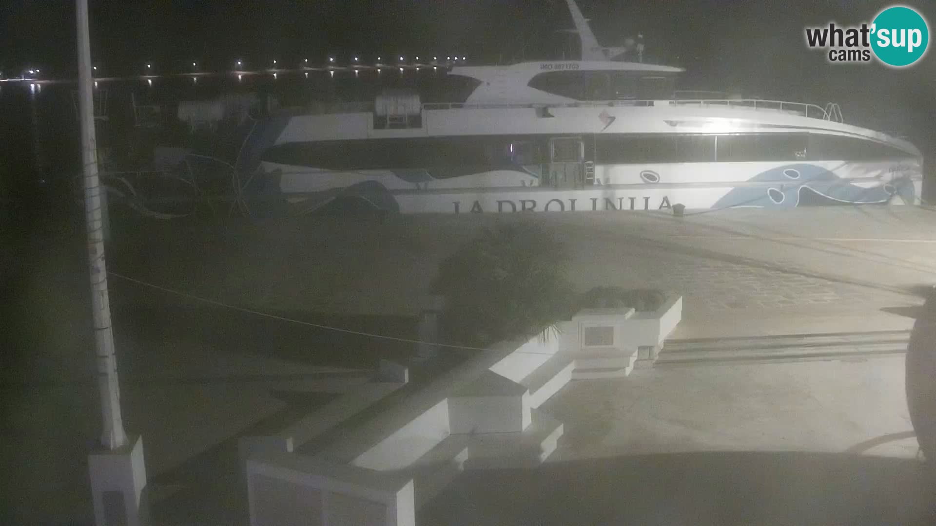 Webcam Novalja seaside promenade