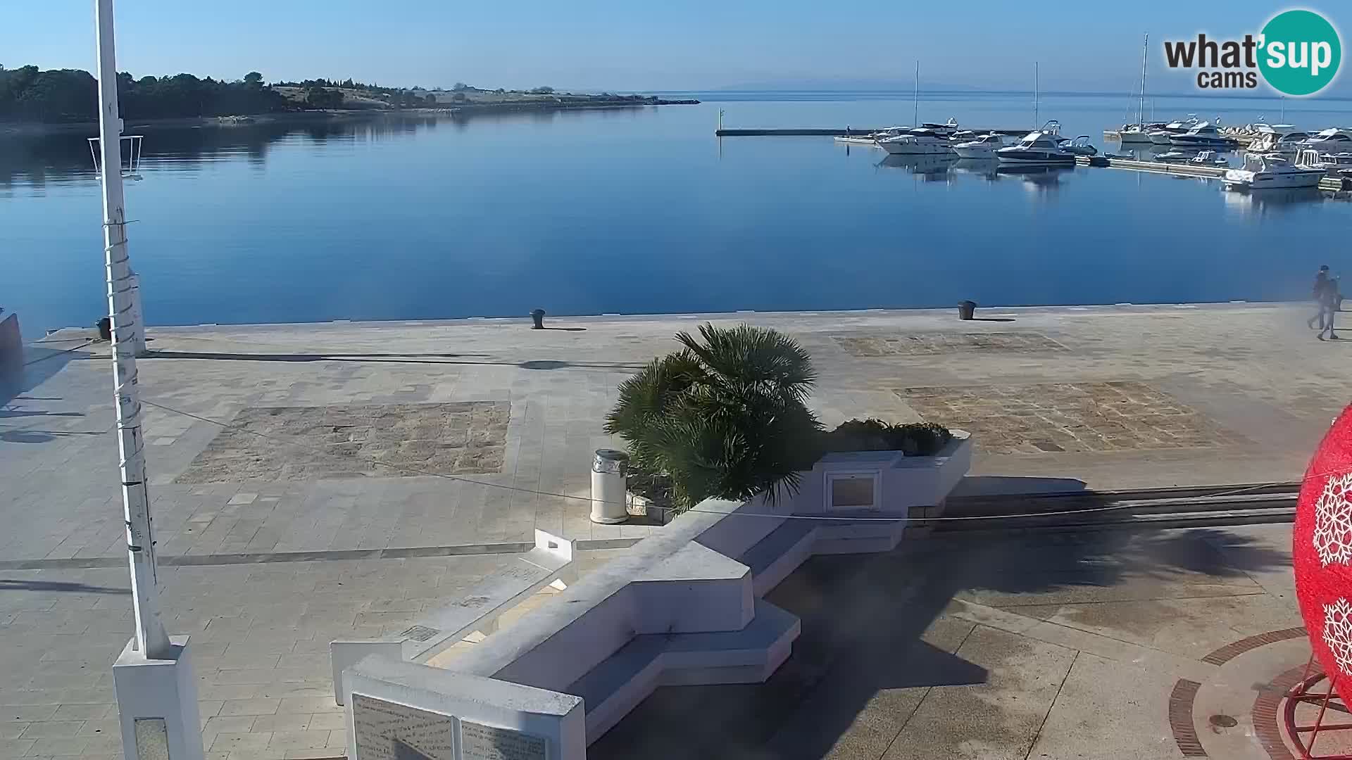 Webcam Novalja seaside promenade