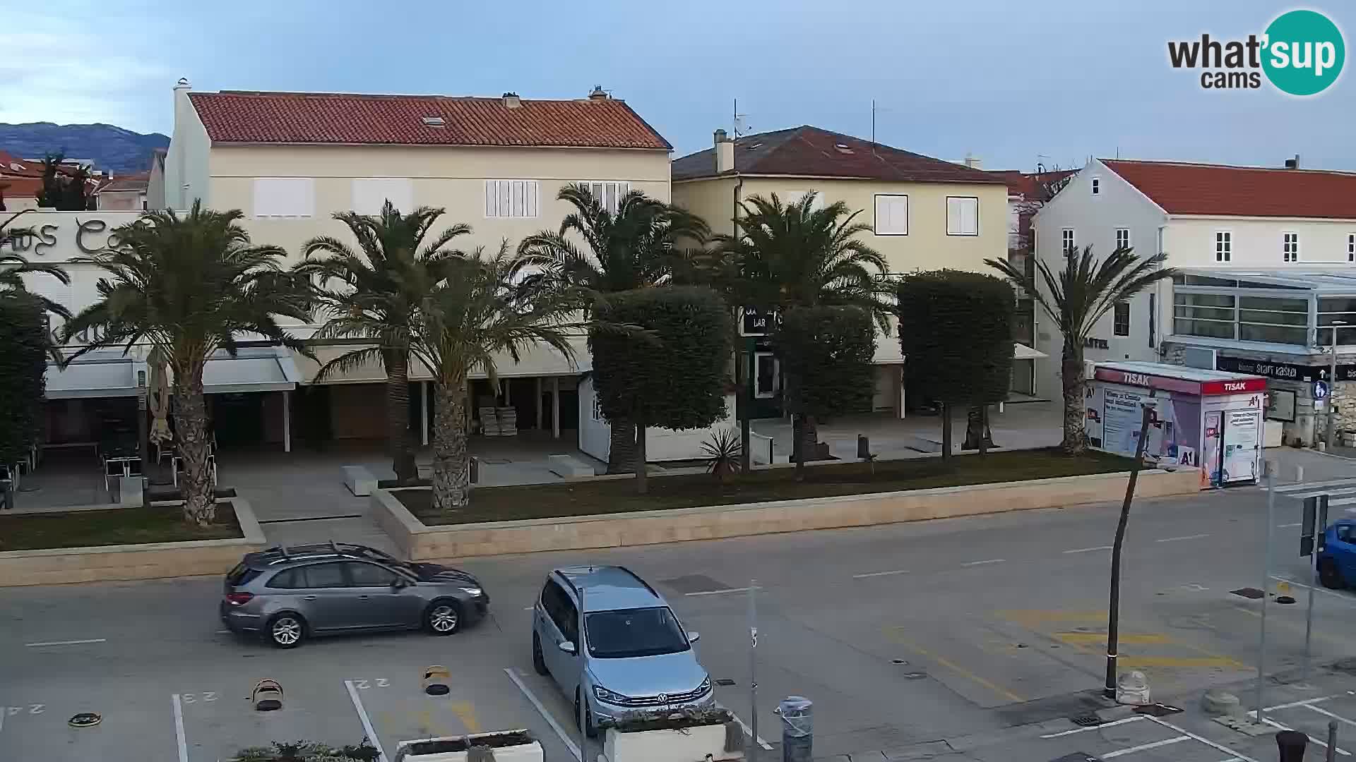 Webcam Novalja seaside promenade