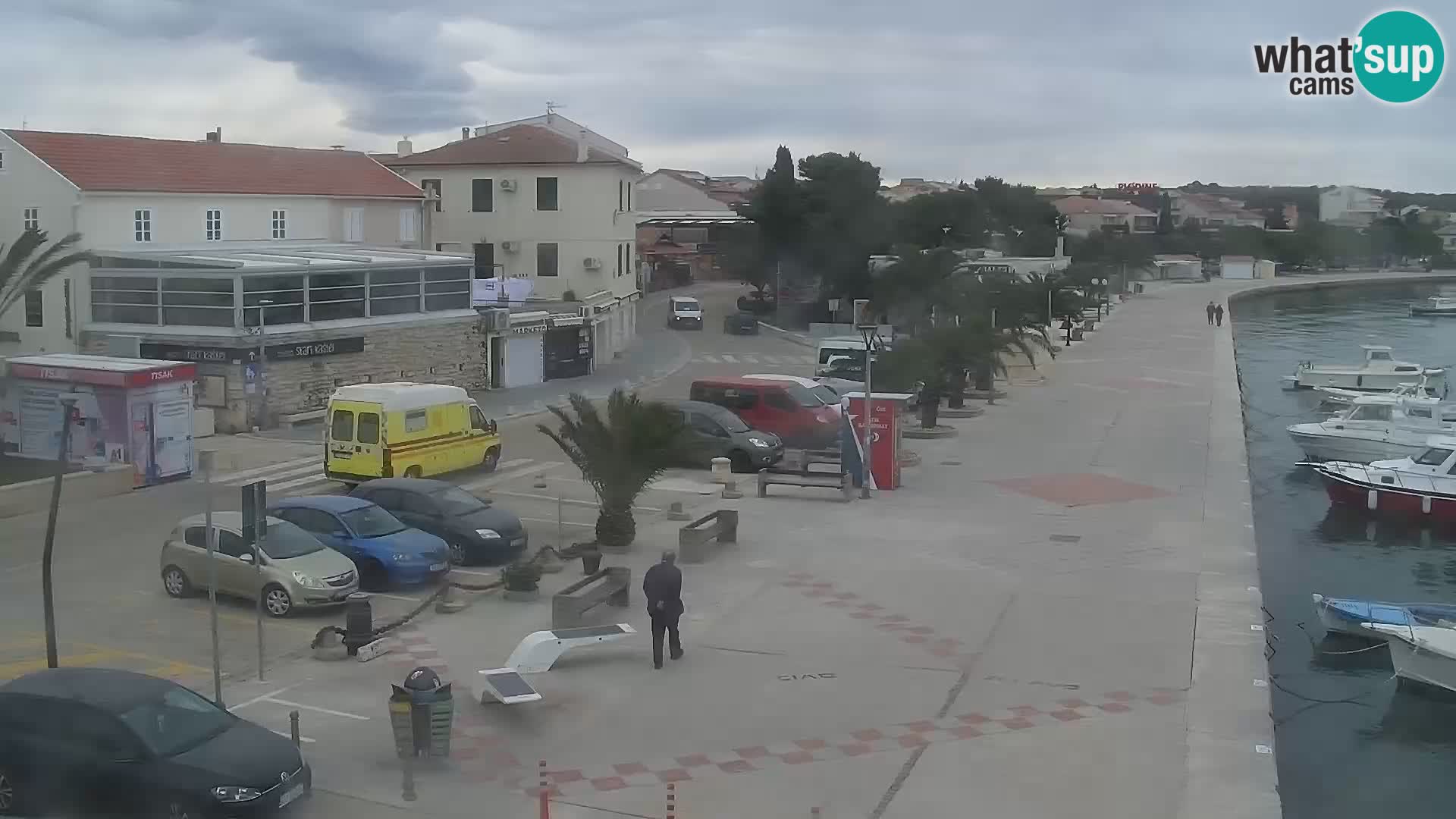 Webcam Novalja seaside promenade