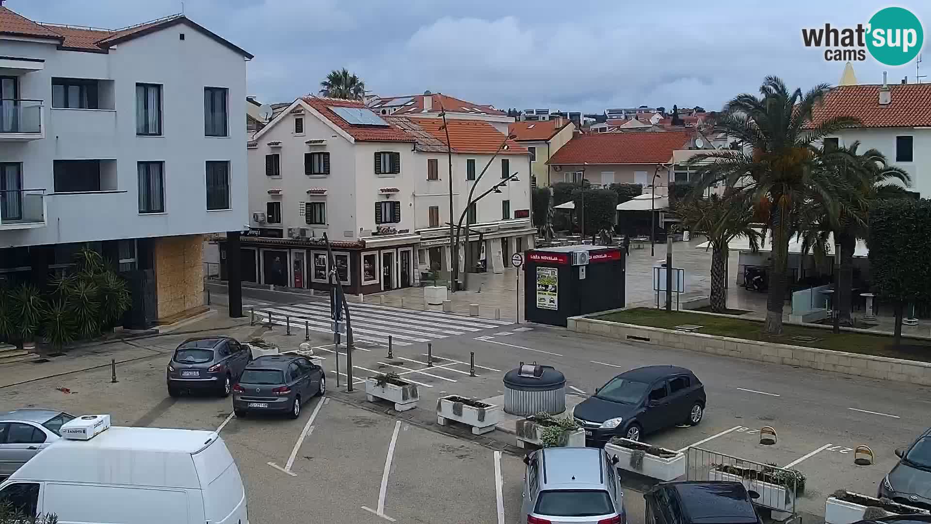 Webcam Novalja seaside promenade